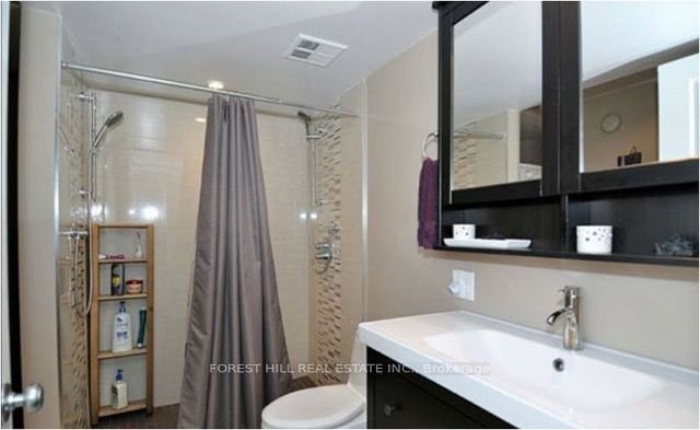 39 Tecumseth Street 59a Property Photo 8