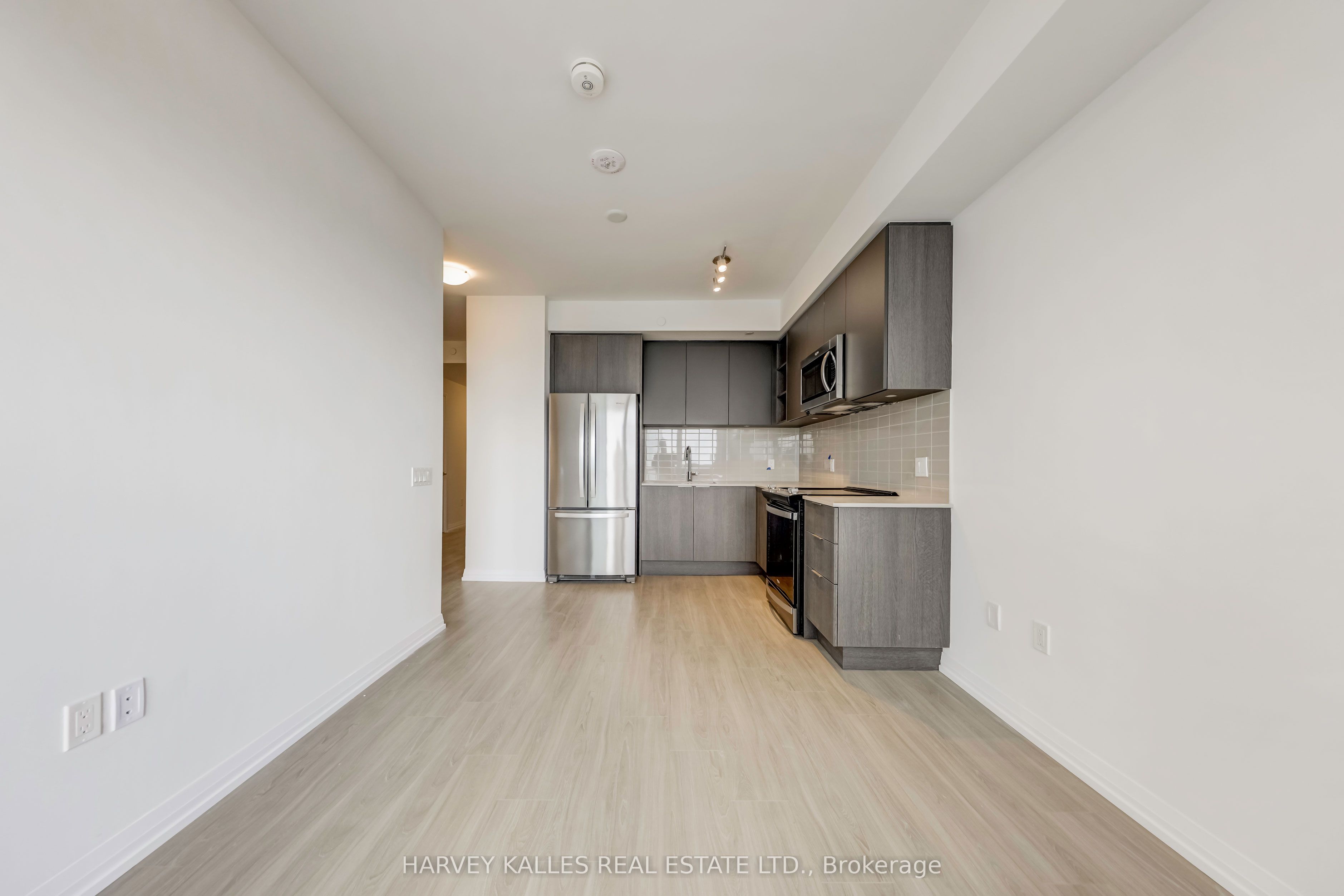 50 Dunfield Avenue 3415 Property Photo 12