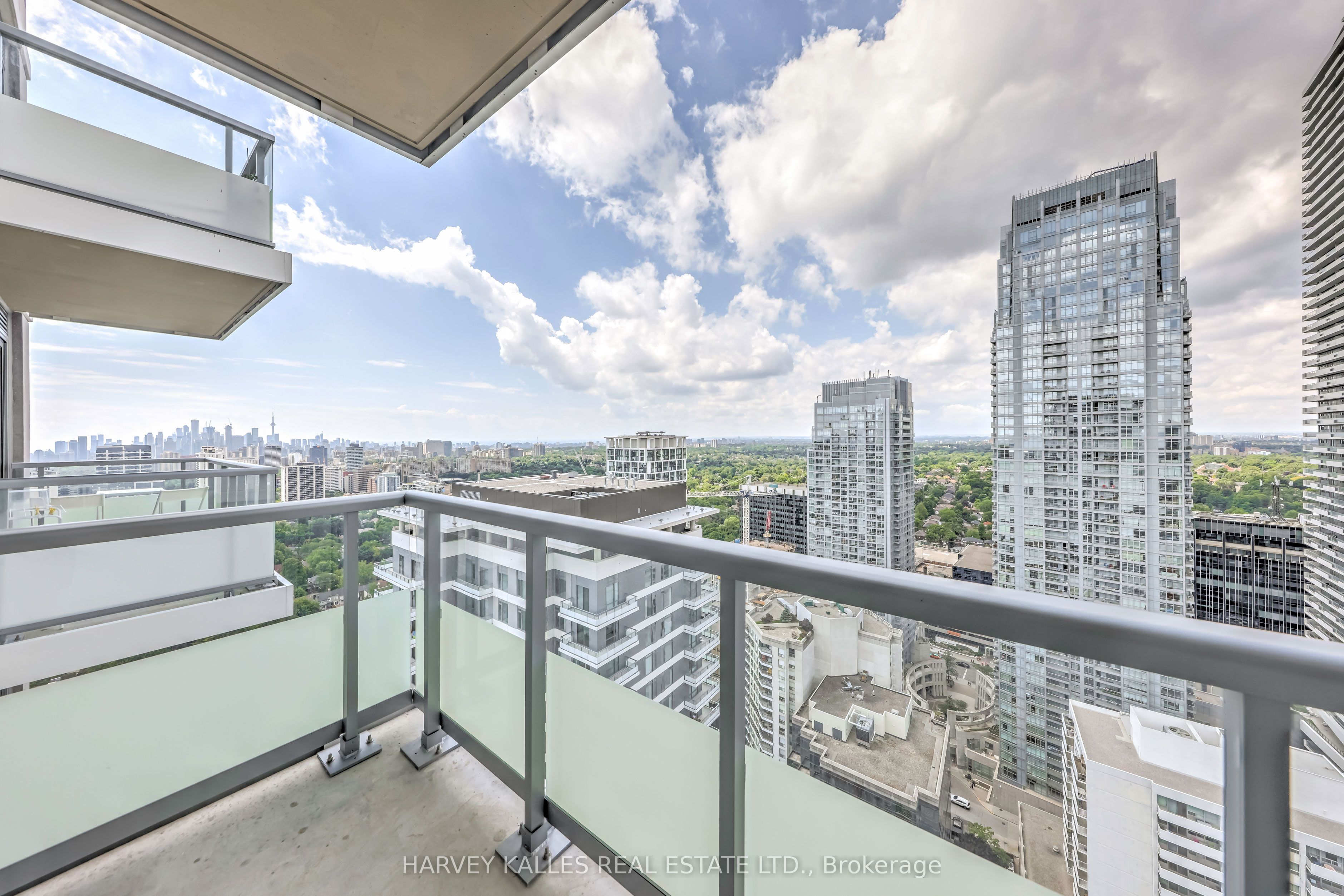 50 Dunfield Avenue 3415 Property Photo 17