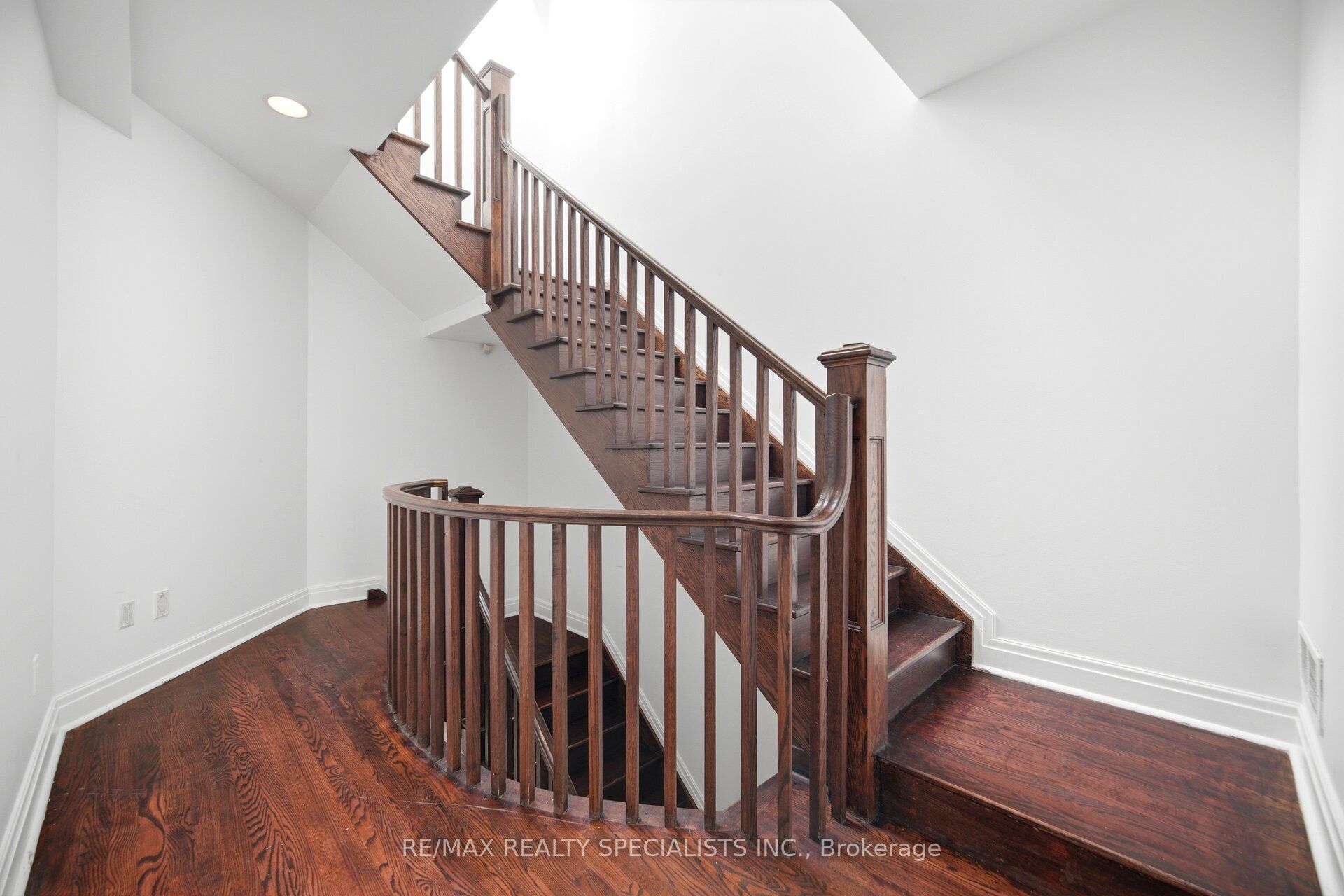 246 Walmer Road Property Photo 19