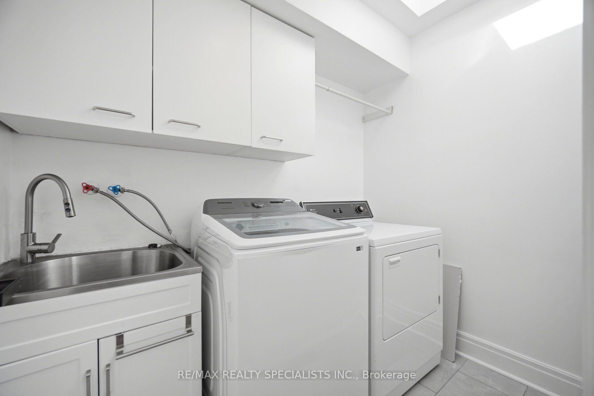 246 Walmer Road Property Photo 34