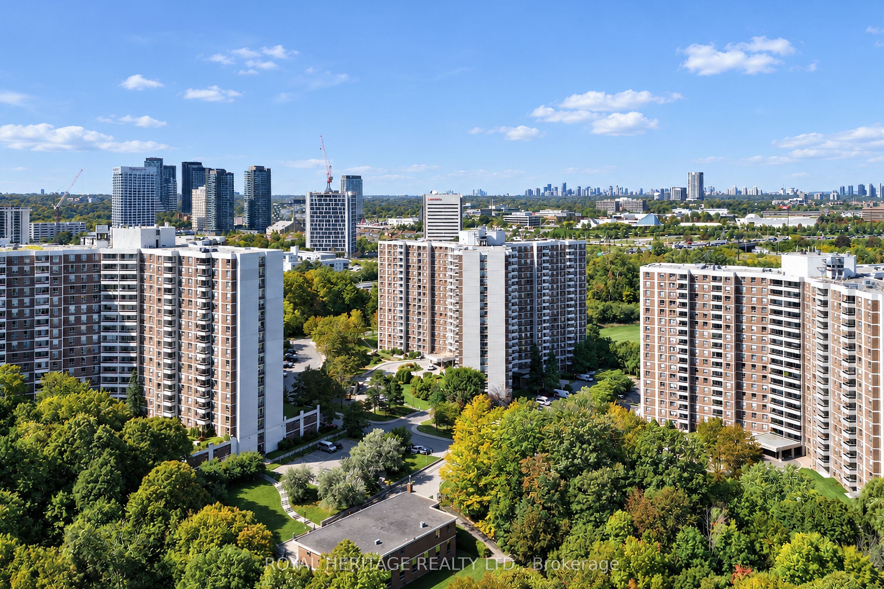 10 Edgecliff Golfway 603 Property Photo 40