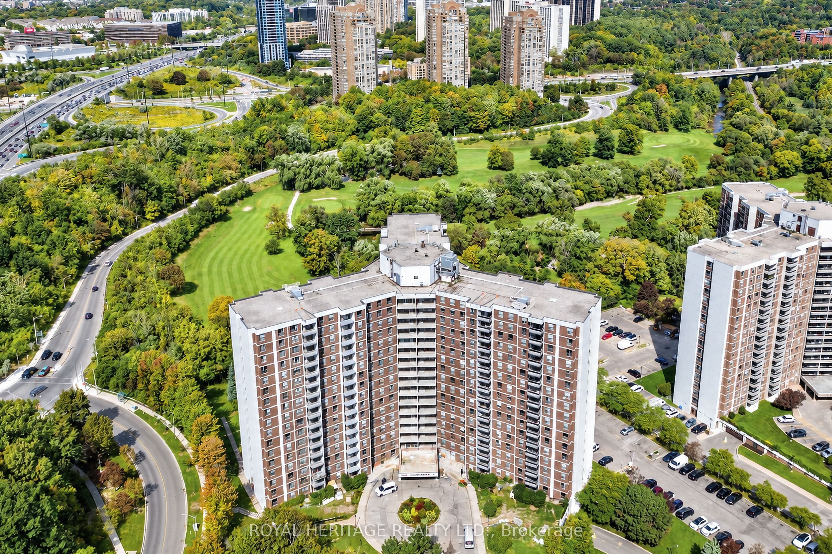 10 Edgecliff Golfway 603 Property Photo 42