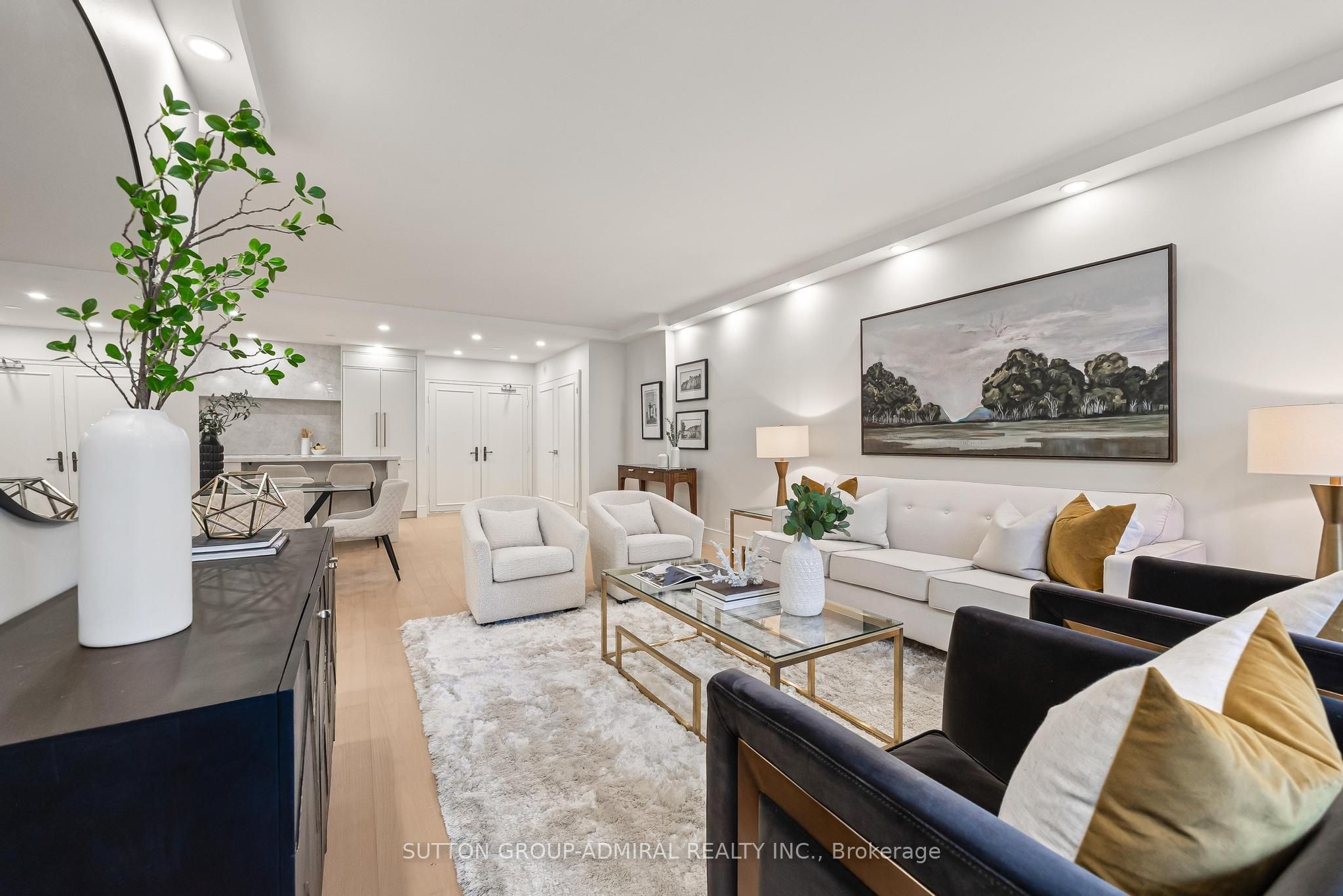 350 Lonsdale Road 407 Property Photo 7