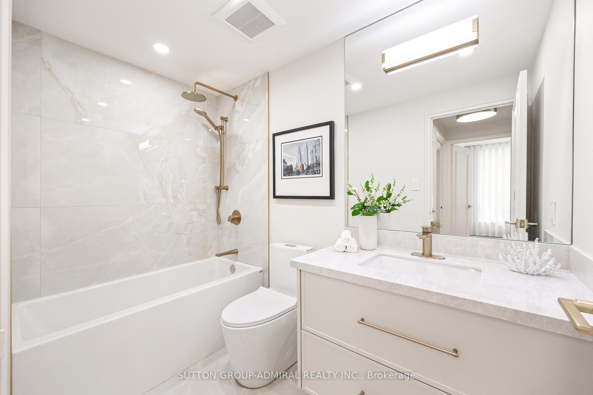 350 Lonsdale Road 407 Property Photo 20