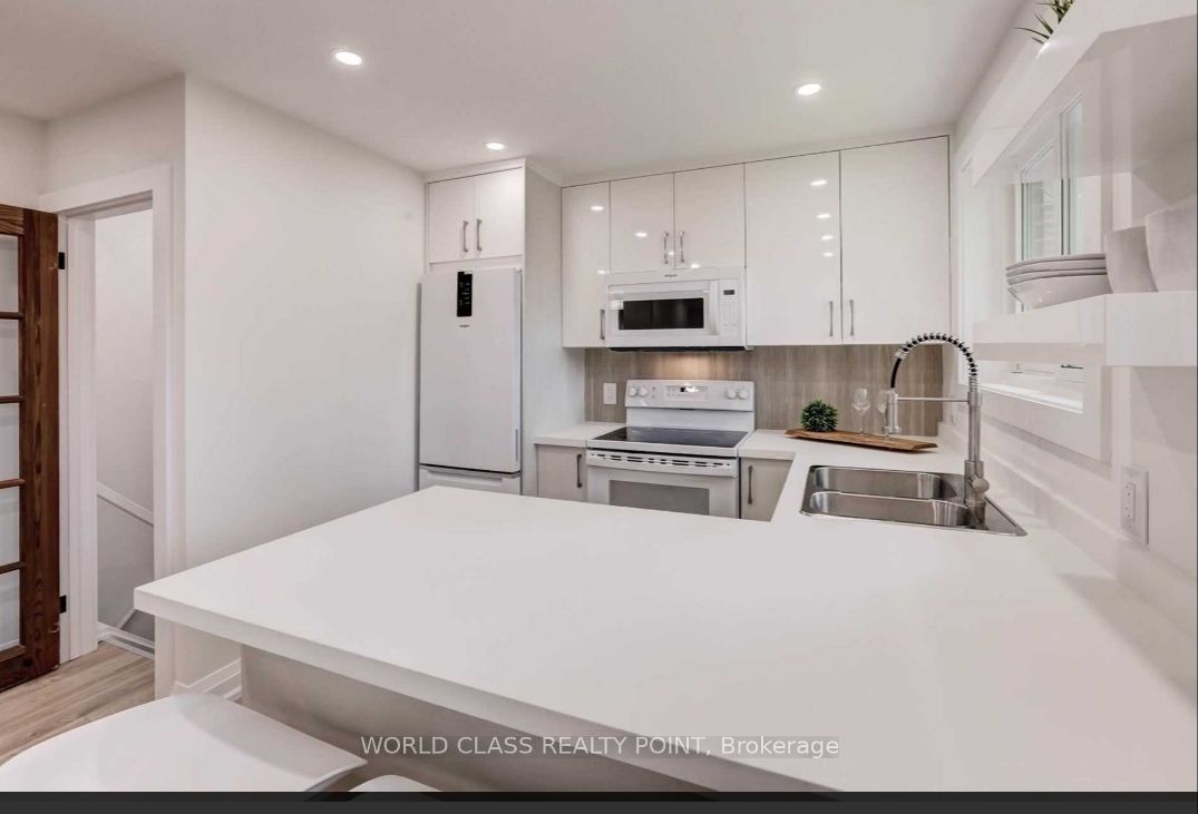31 Grove Park Crescent Property Photo 5