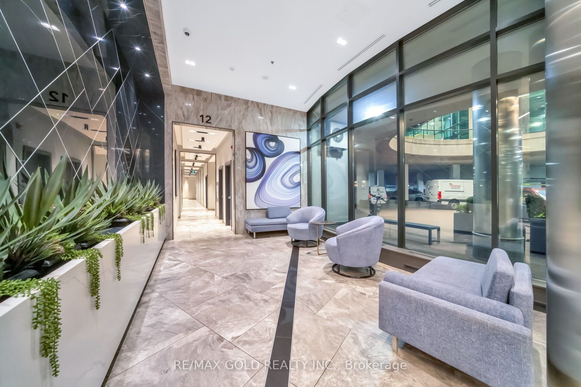 16 Yonge Street 1808 Property Photo 7