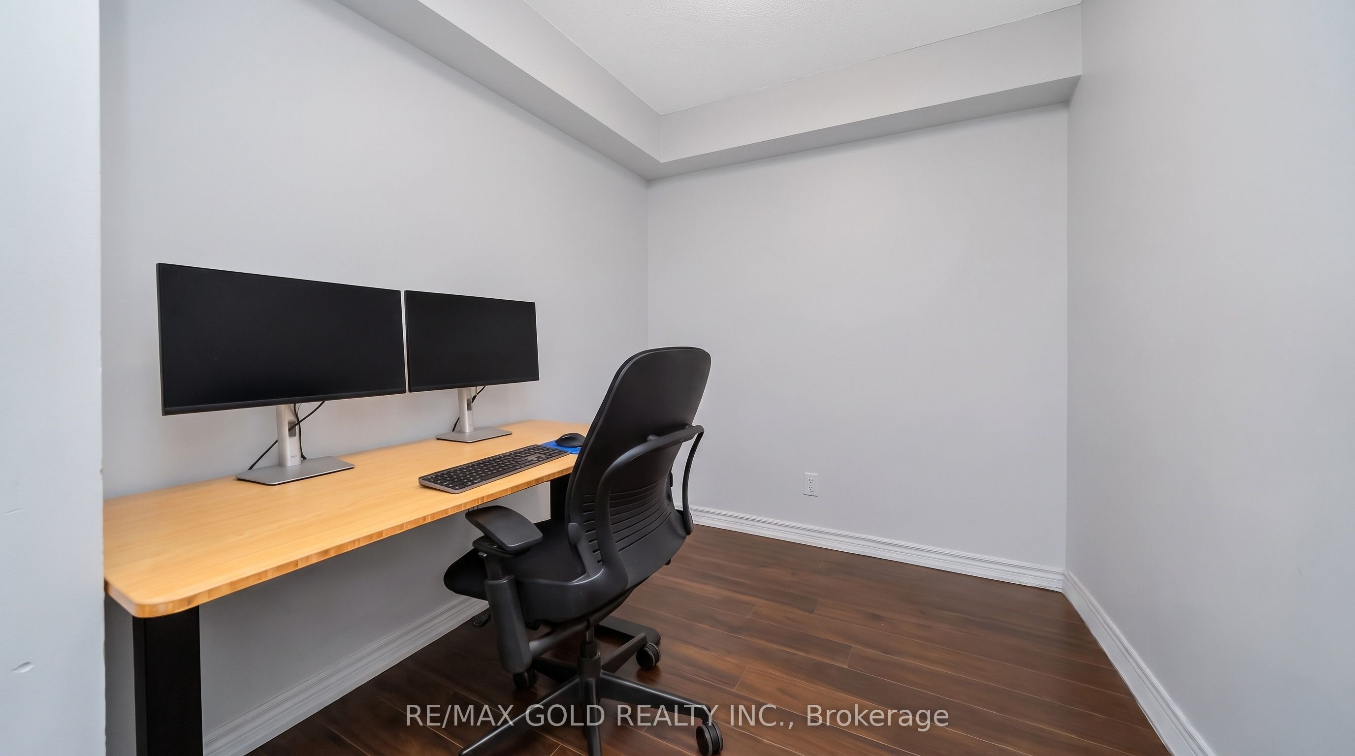 16 Yonge Street 1808 Property Photo 14