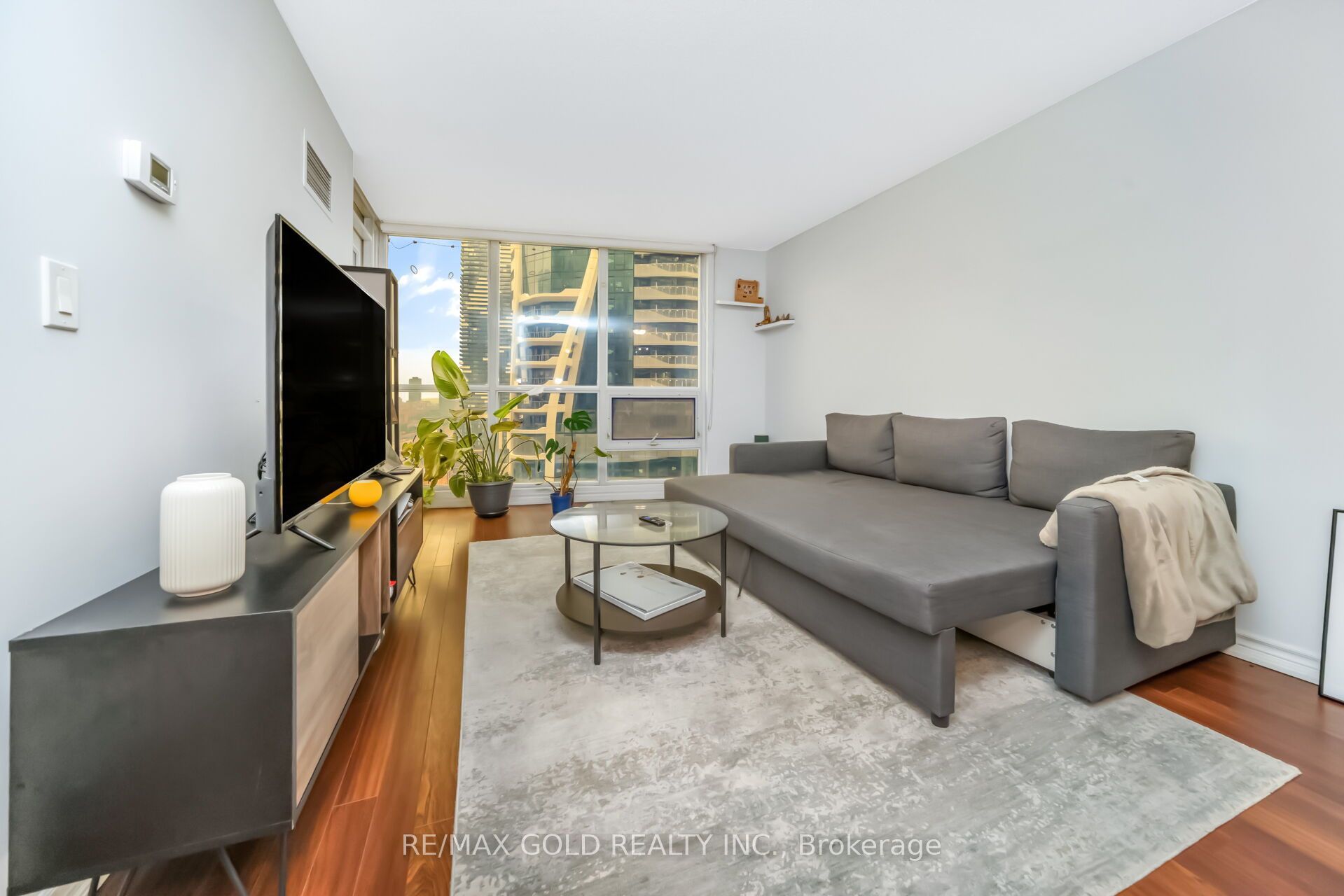 16 Yonge Street 1808 Property Photo 19