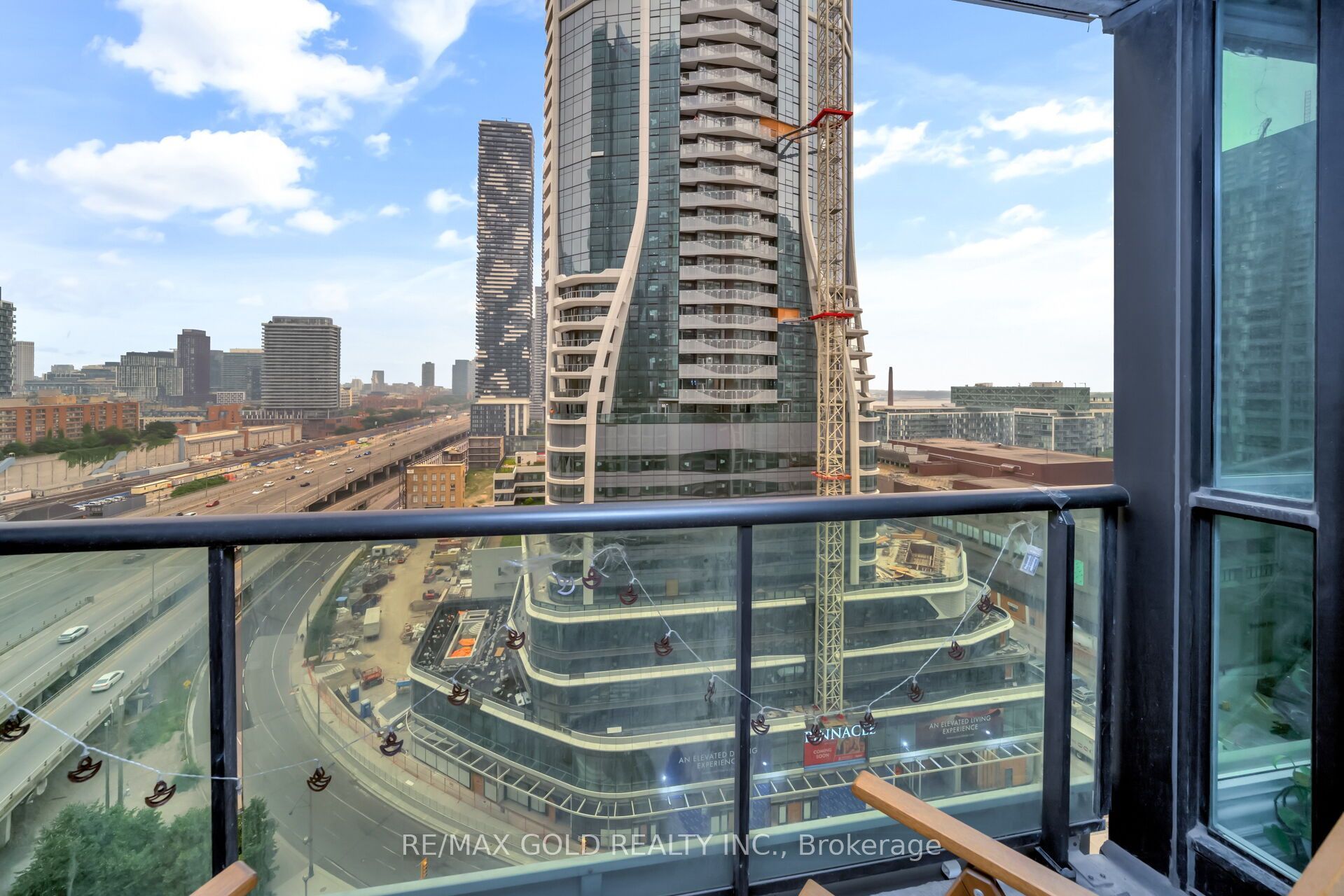 16 Yonge Street 1808 Property Photo 30