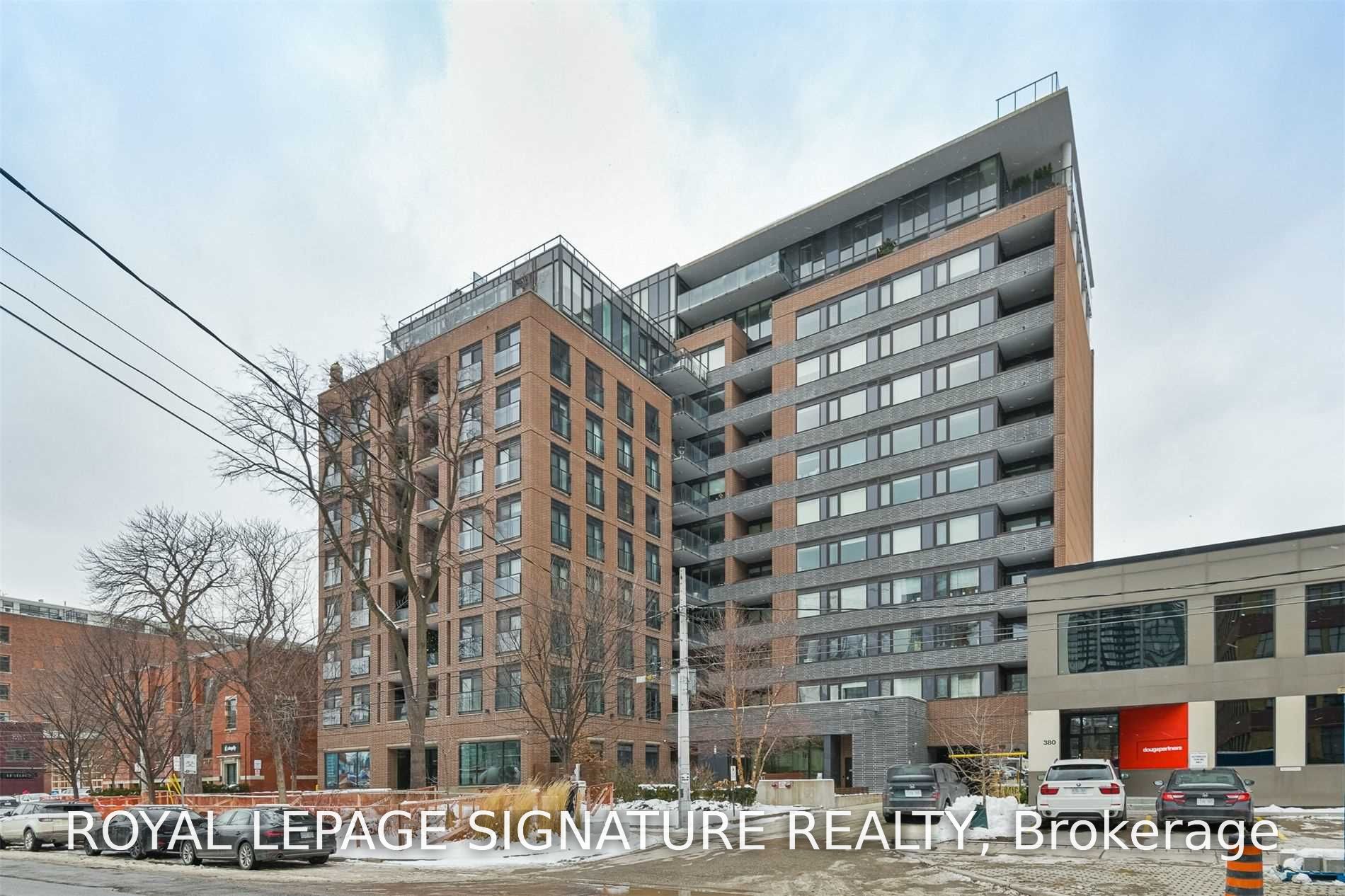 400 Wellington Street W 904 Property Photo 17