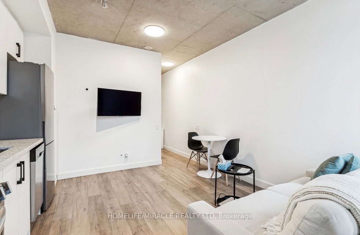 318 King Street E 207 Property Photo 15