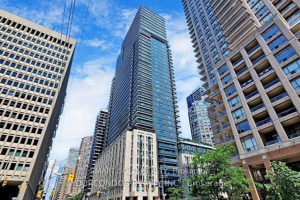 955 Bay Street 2016 Property Photo 1