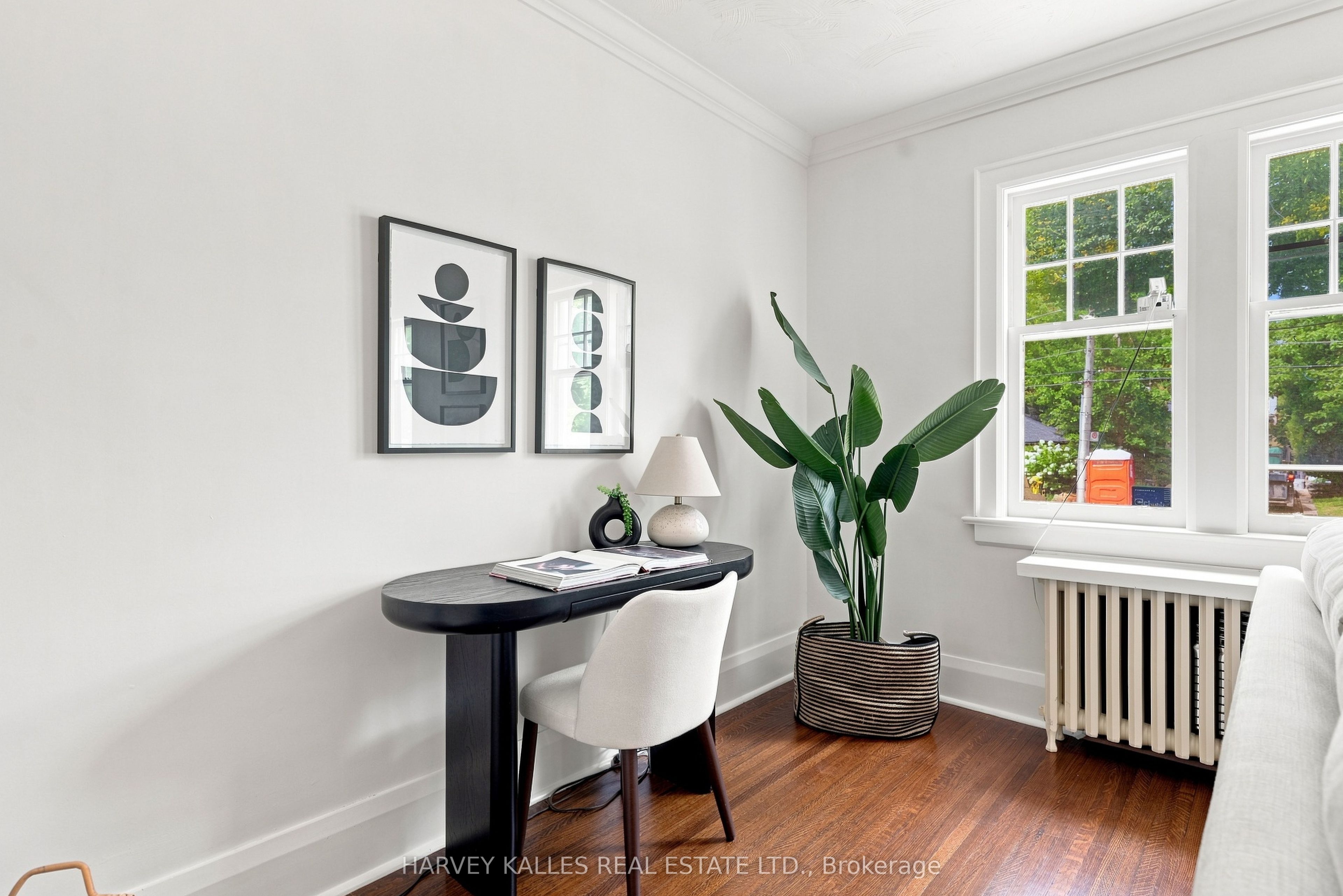 231 Glengrove Avenue W Property Photo 9