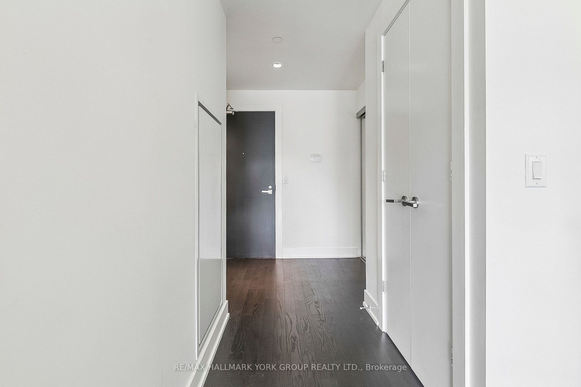 3018 Yonge Street 606 Property Photo 4