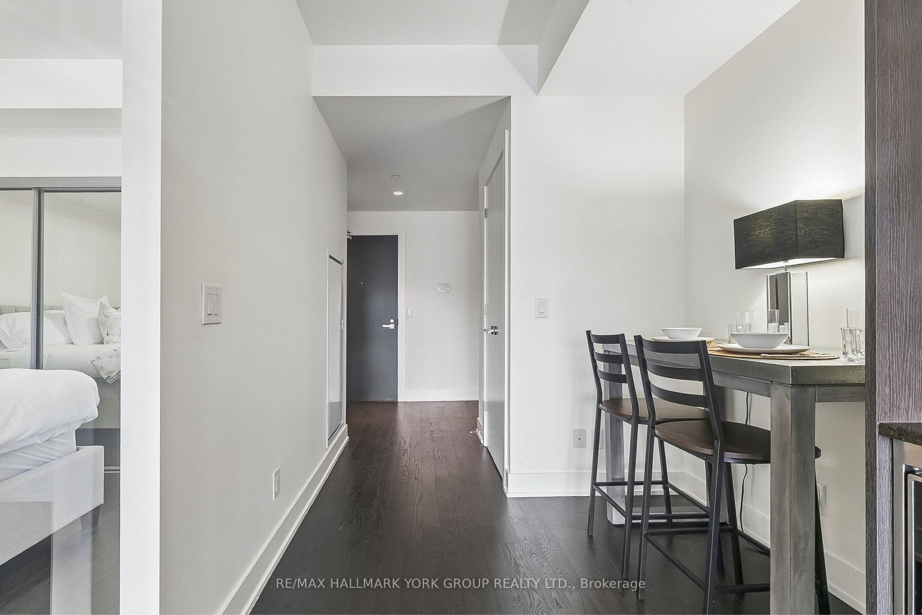 3018 Yonge Street 606 Property Photo 6