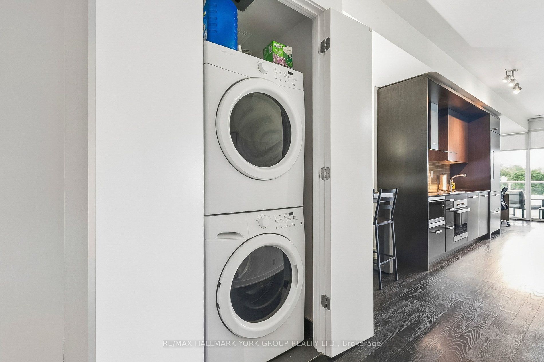 3018 Yonge Street 606 Property Photo 45