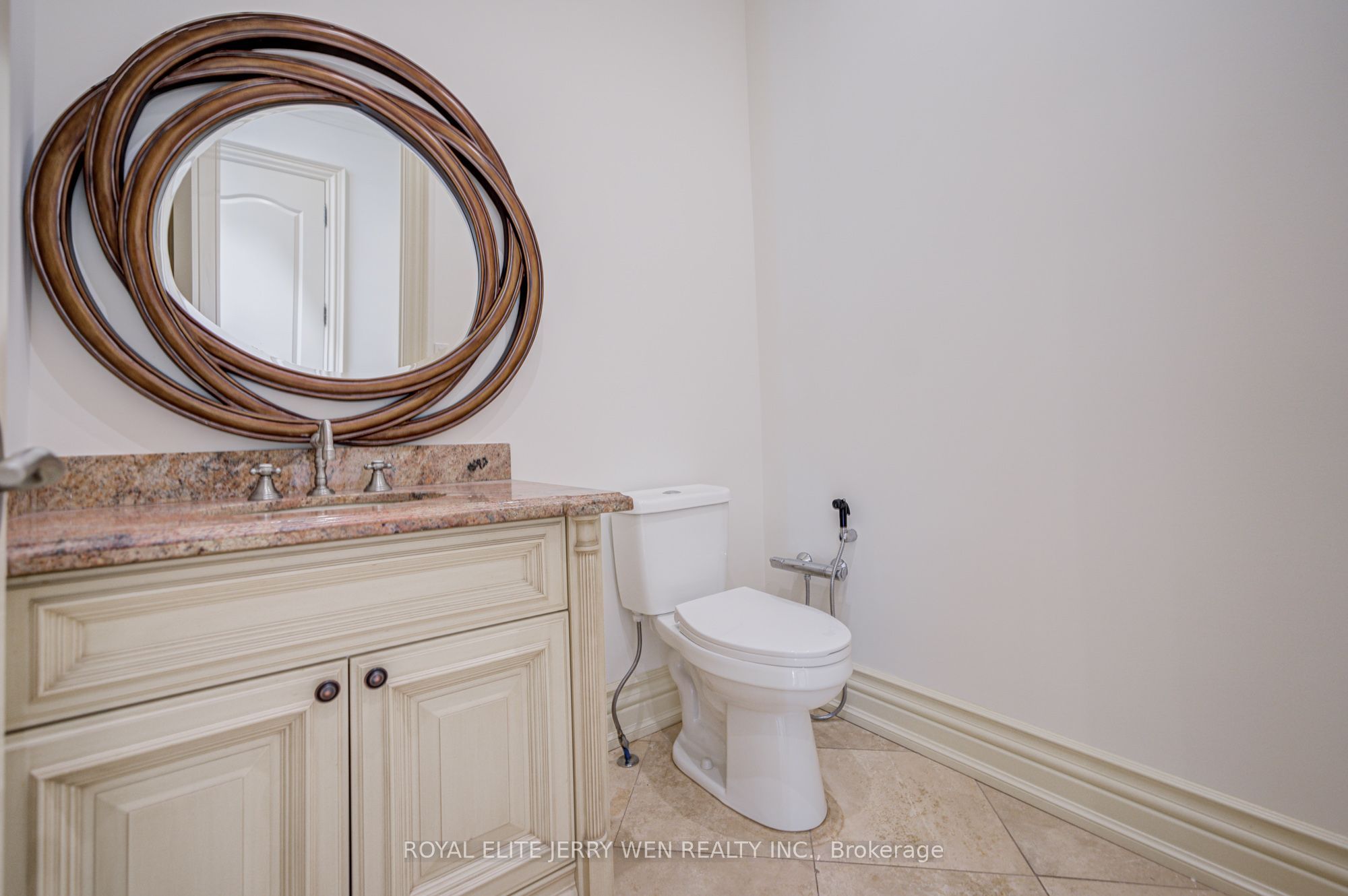 330 Hillcrest Avenue Property Photo 11
