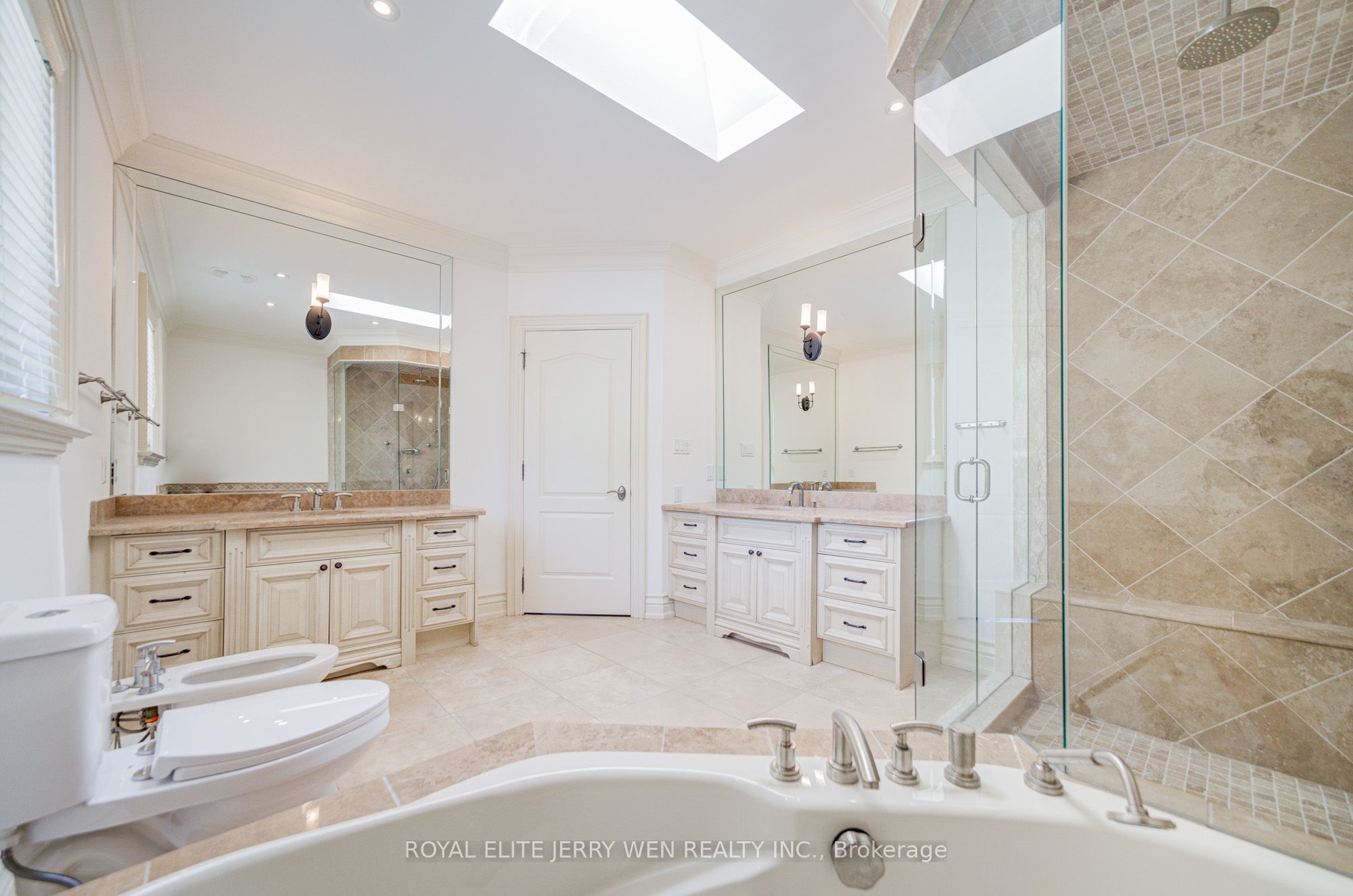 330 Hillcrest Avenue Property Photo 17