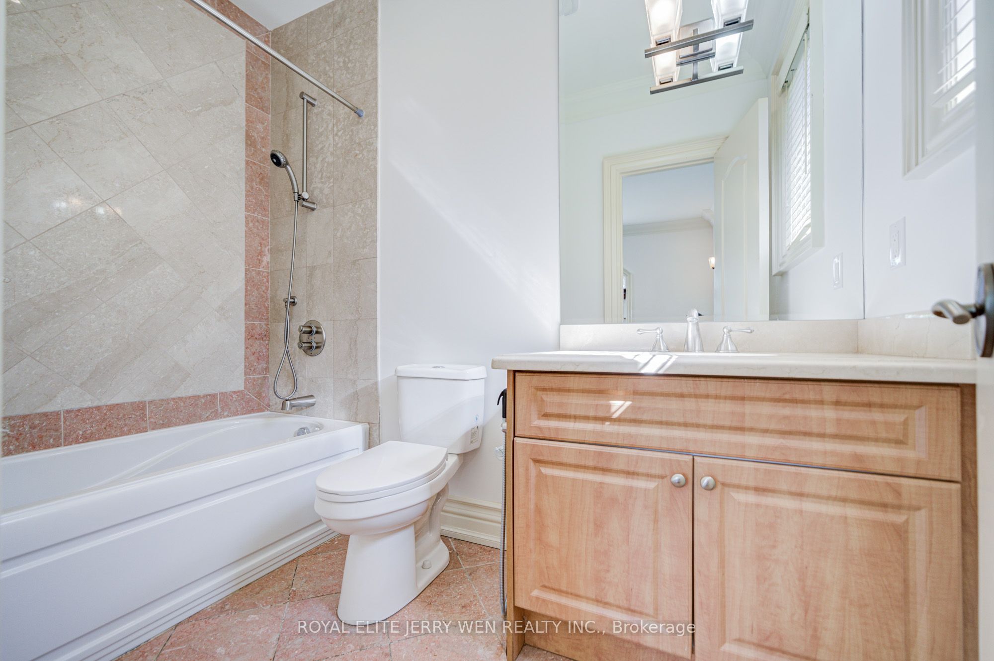 330 Hillcrest Avenue Property Photo 19