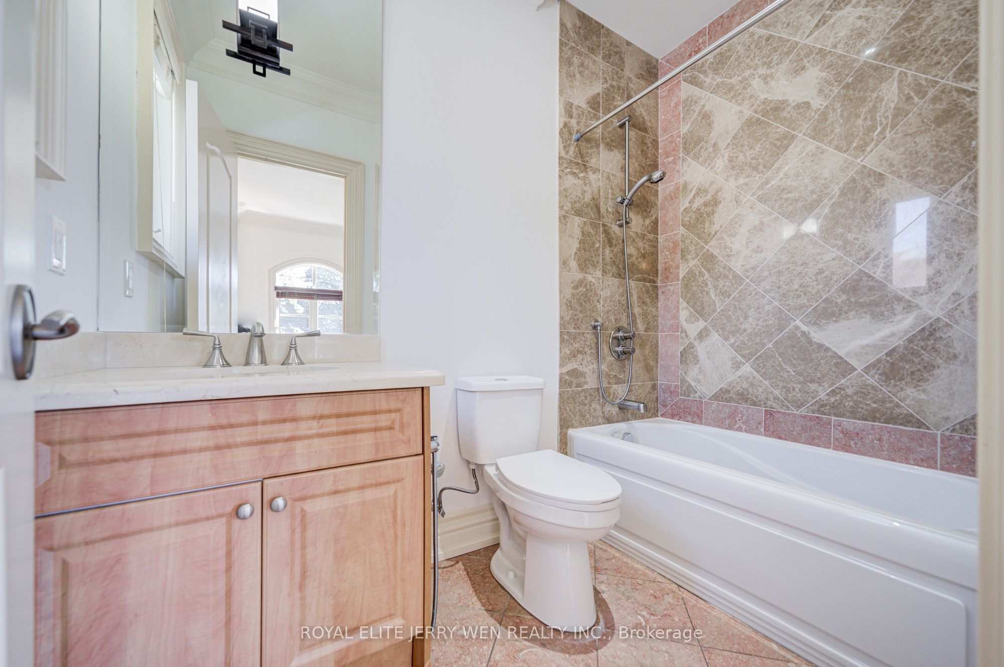 330 Hillcrest Avenue Property Photo 25