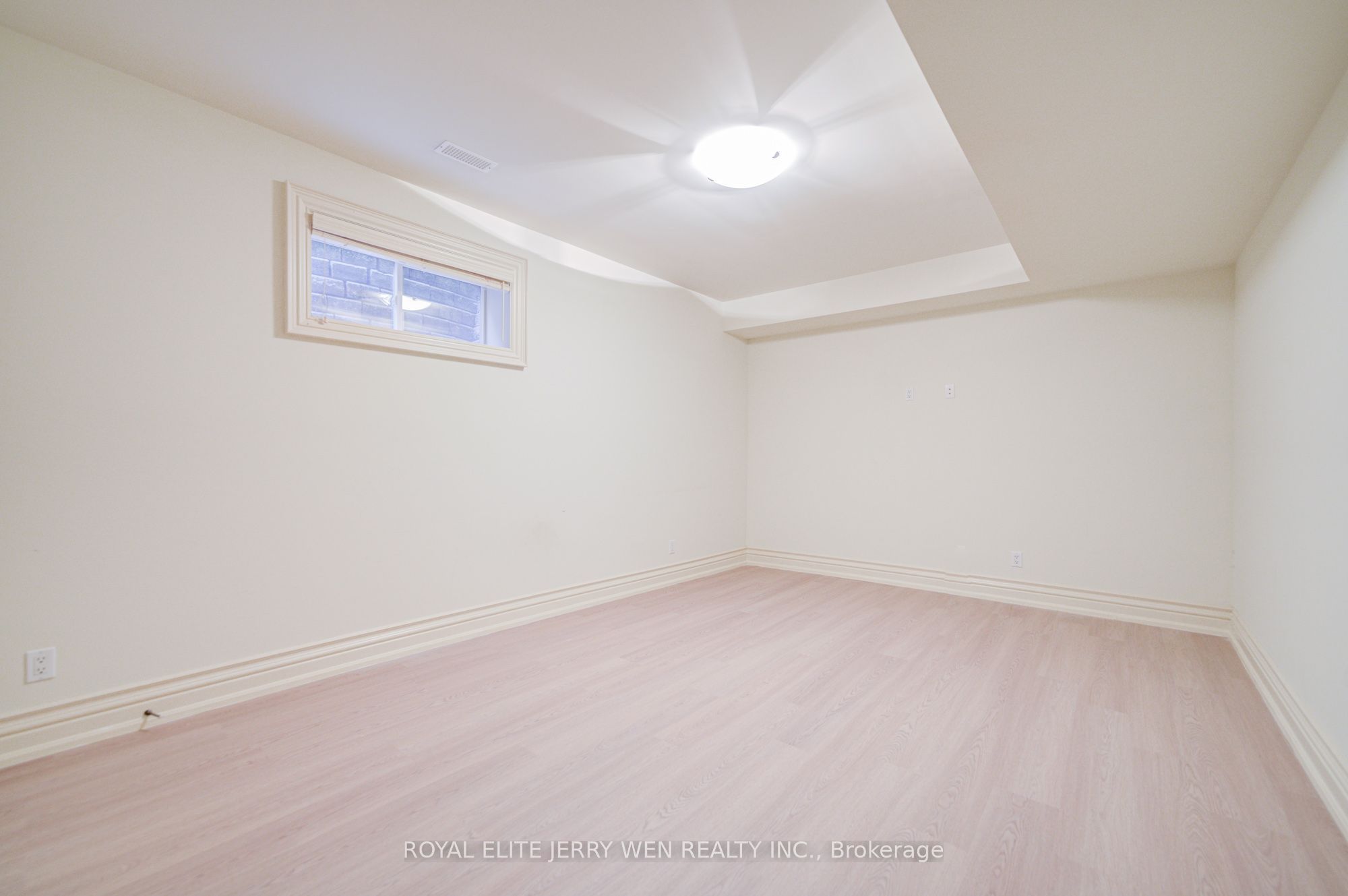 330 Hillcrest Avenue Property Photo 28
