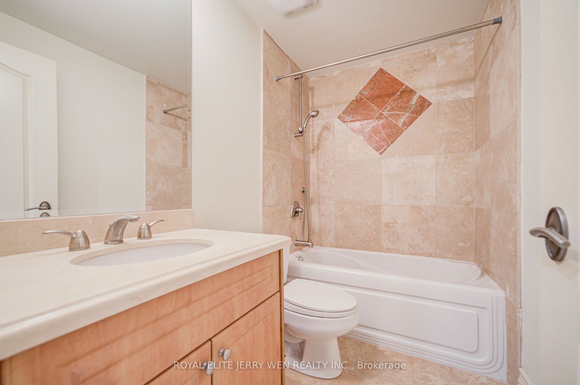 330 Hillcrest Avenue Property Photo 29