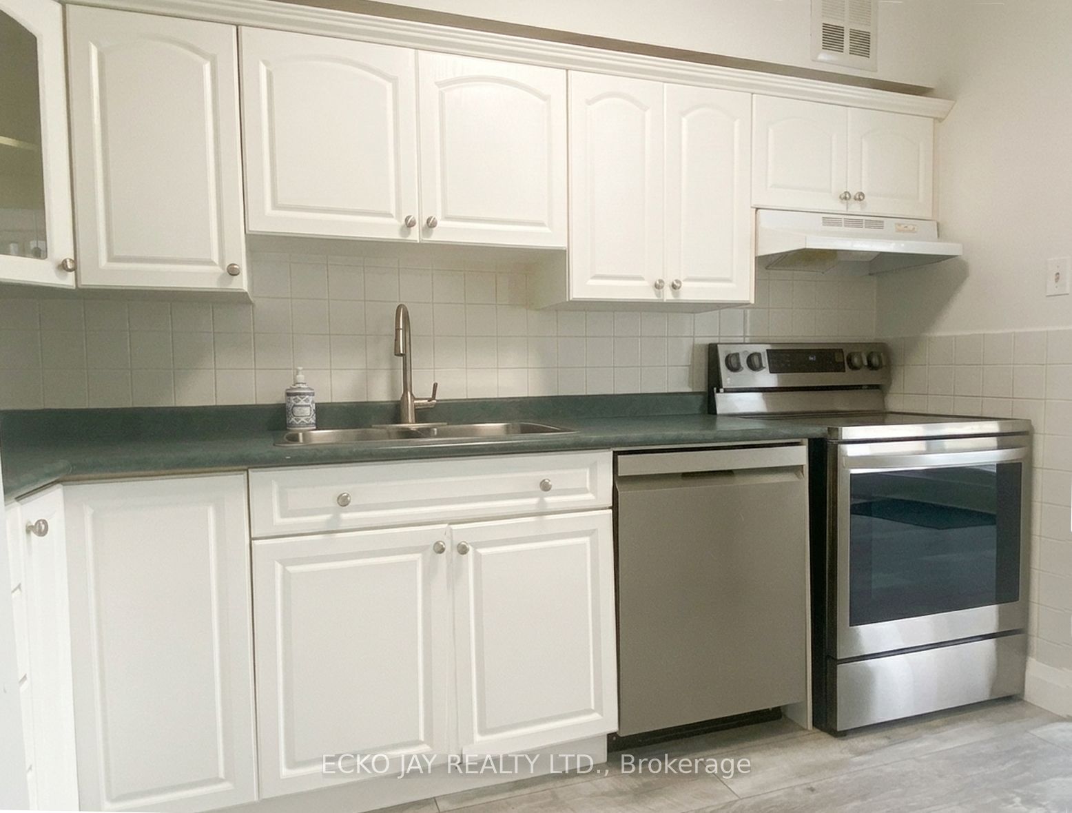 1801 O'connor Drive 116 Property Photo 10