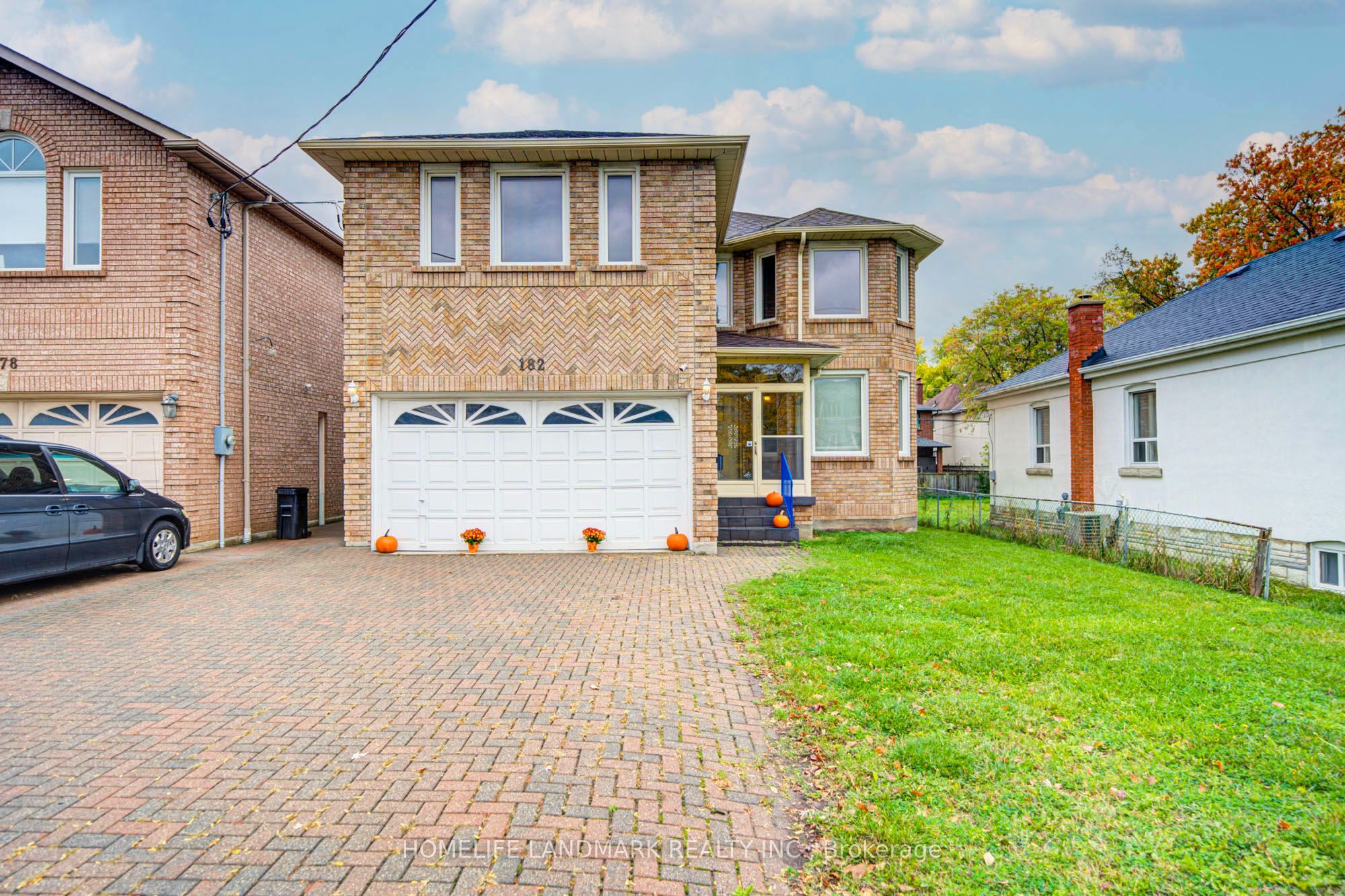 182 Finch Avenue E
