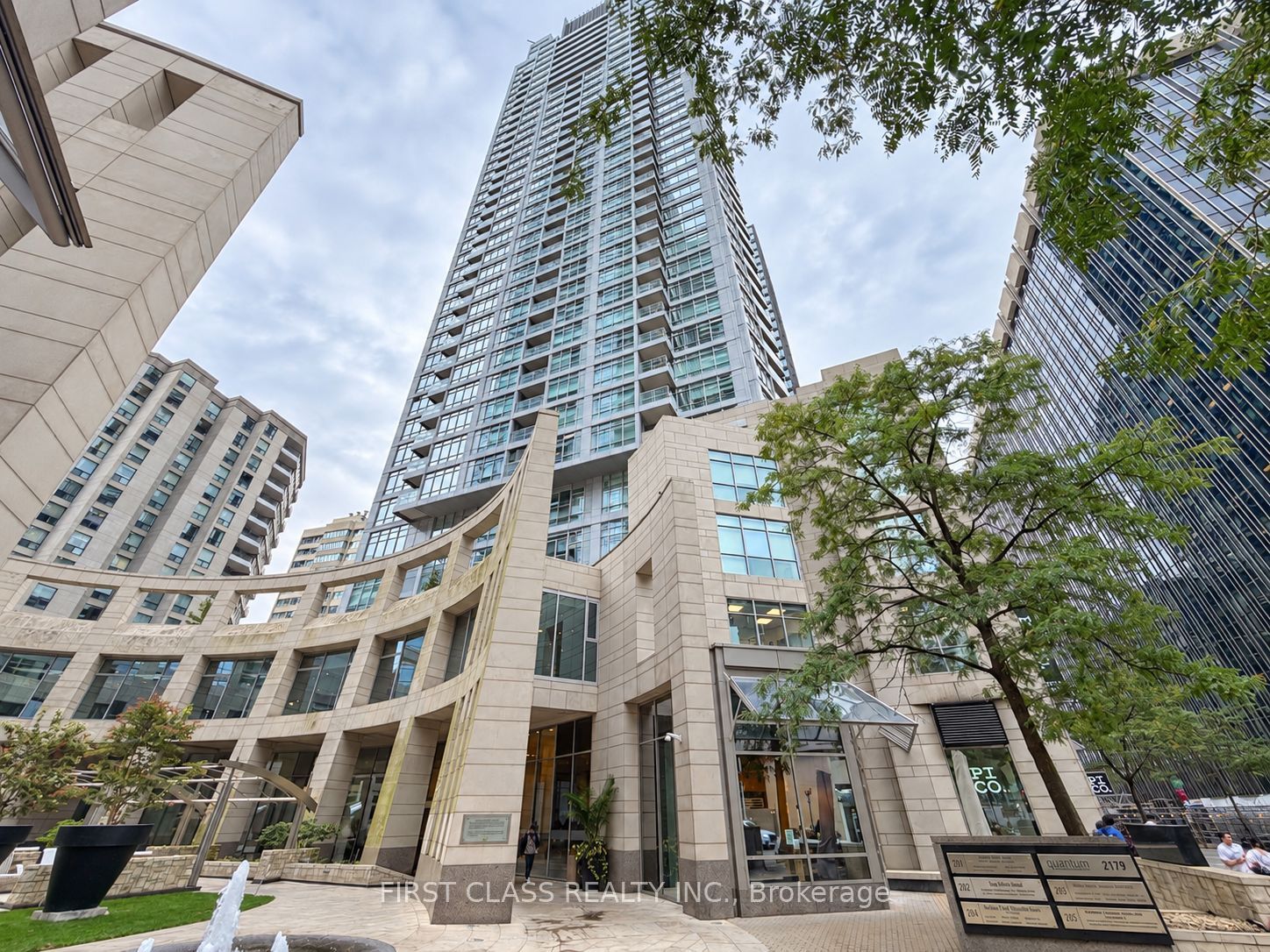 2181 Yonge Street 2912 Property Photo 1