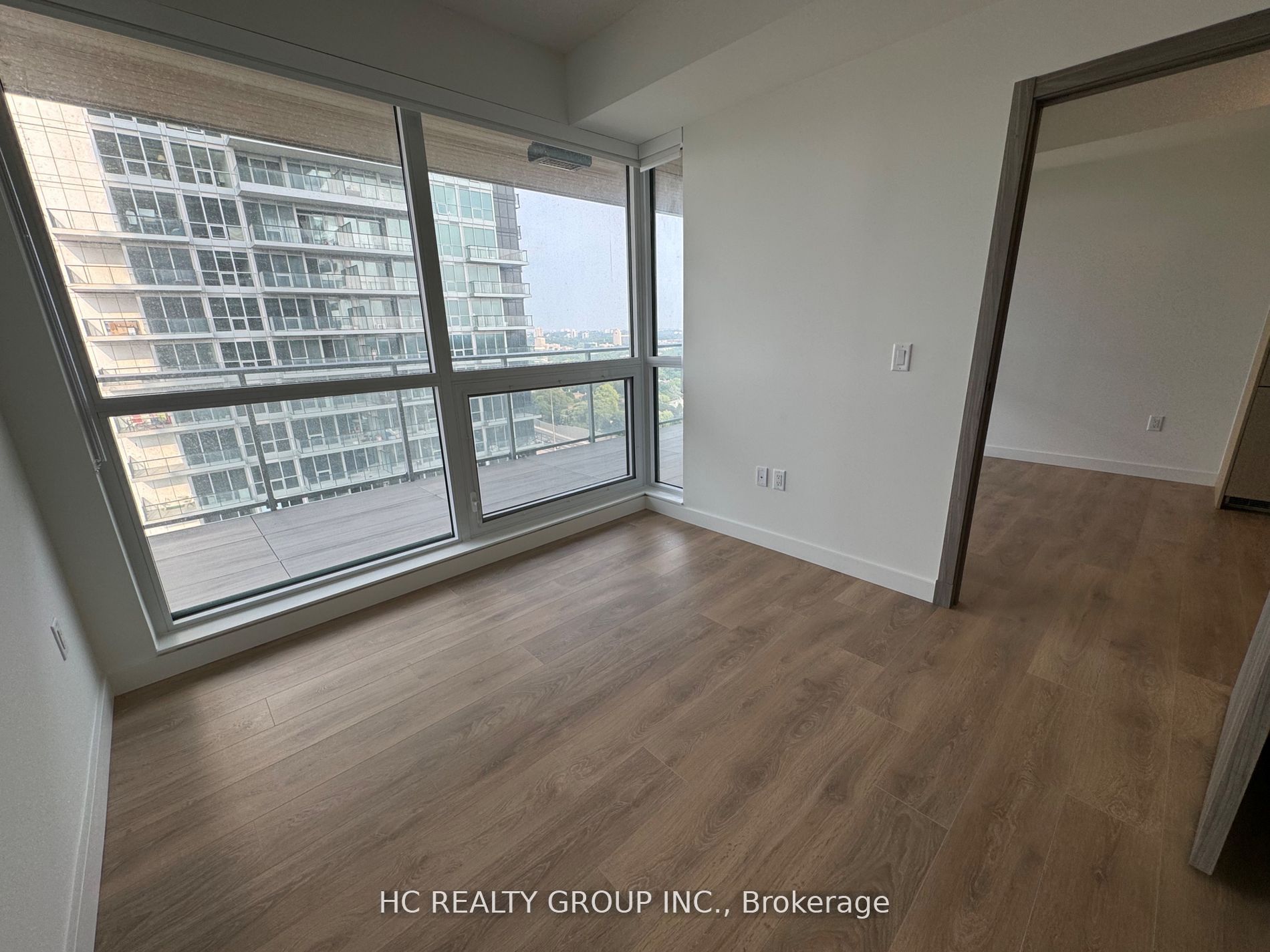 27 Mcmahon Drive 2015 Property Photo 13