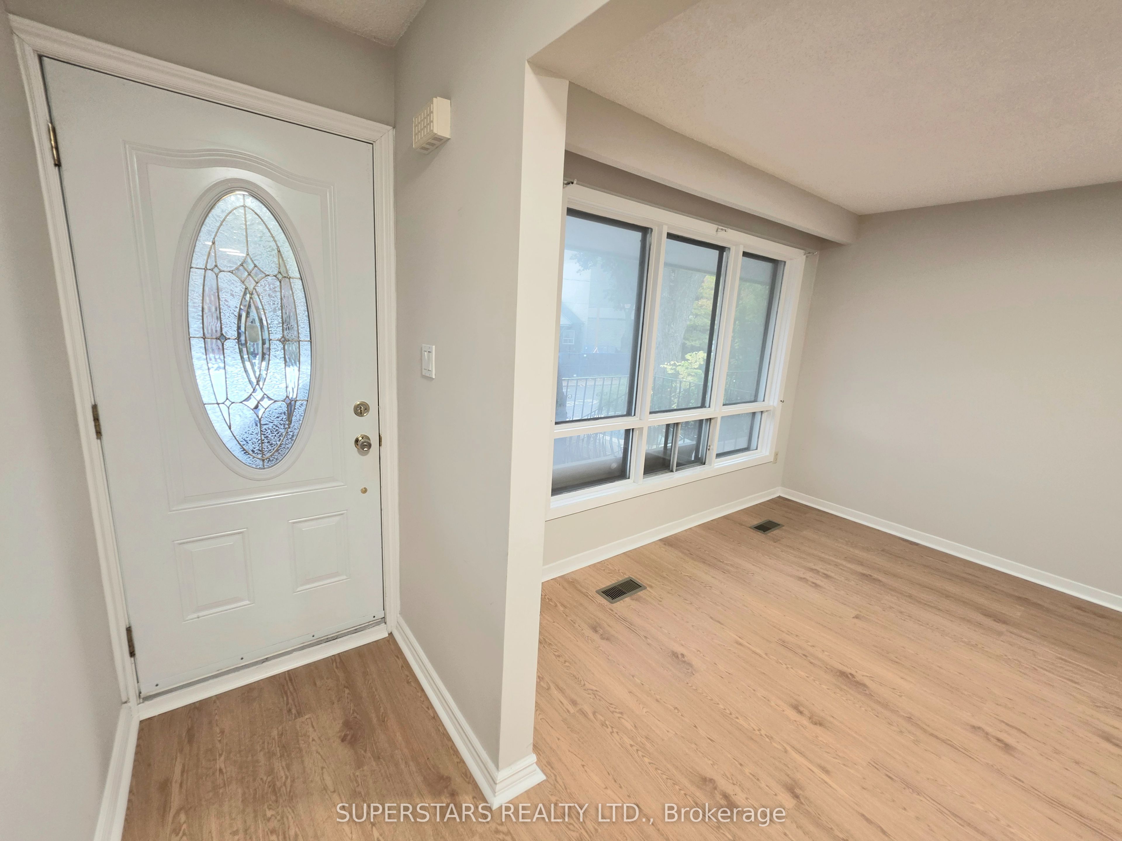 158a Strachan Avenue Property Photo 1