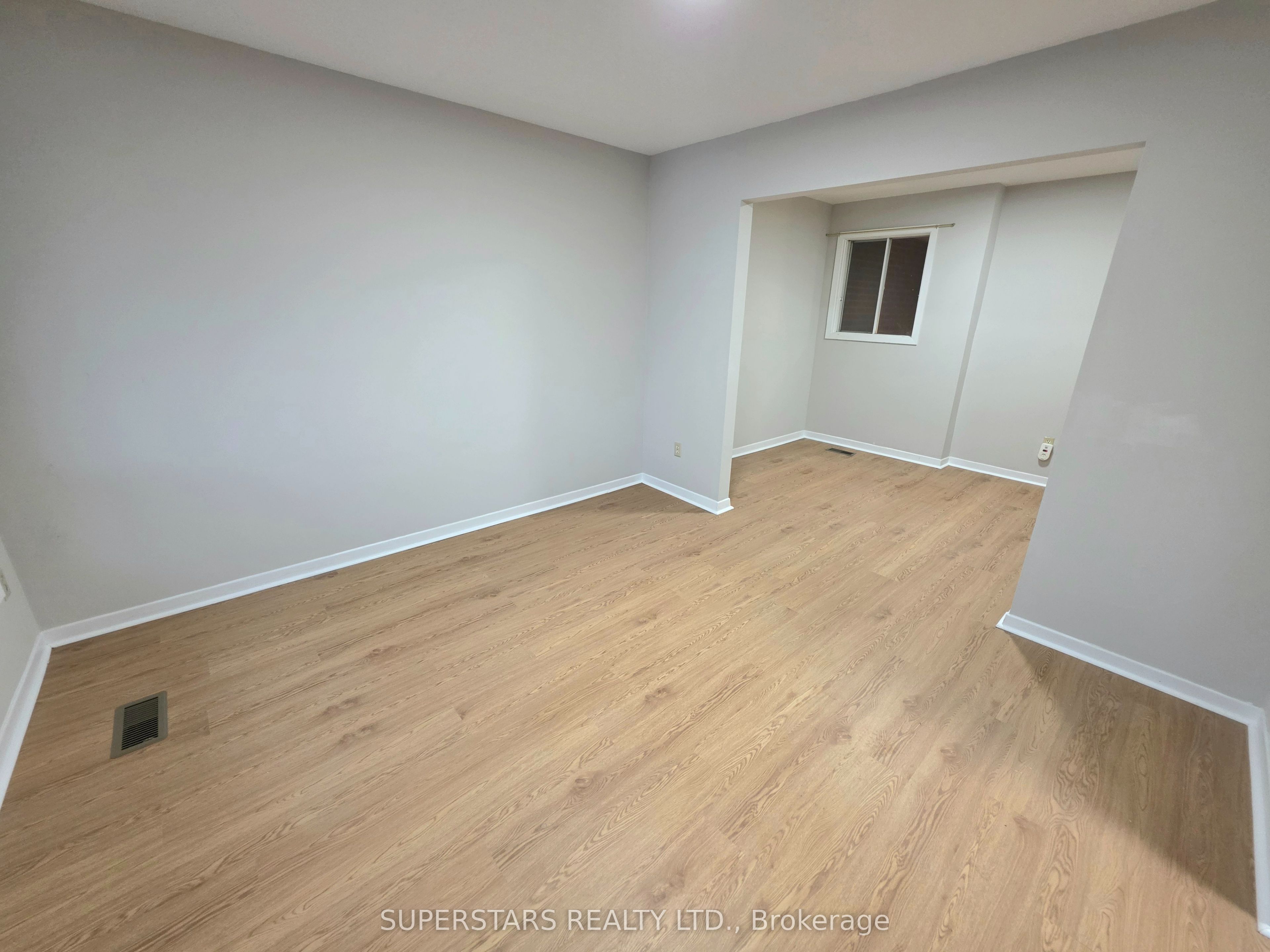 158a Strachan Avenue Property Photo 4