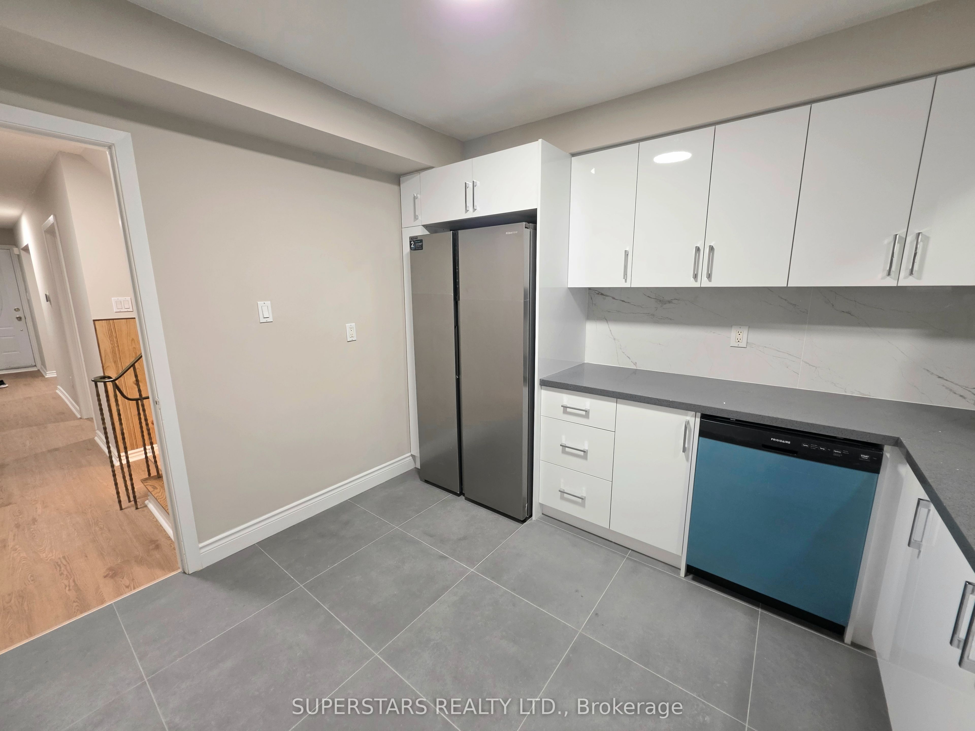 158a Strachan Avenue Property Photo 8