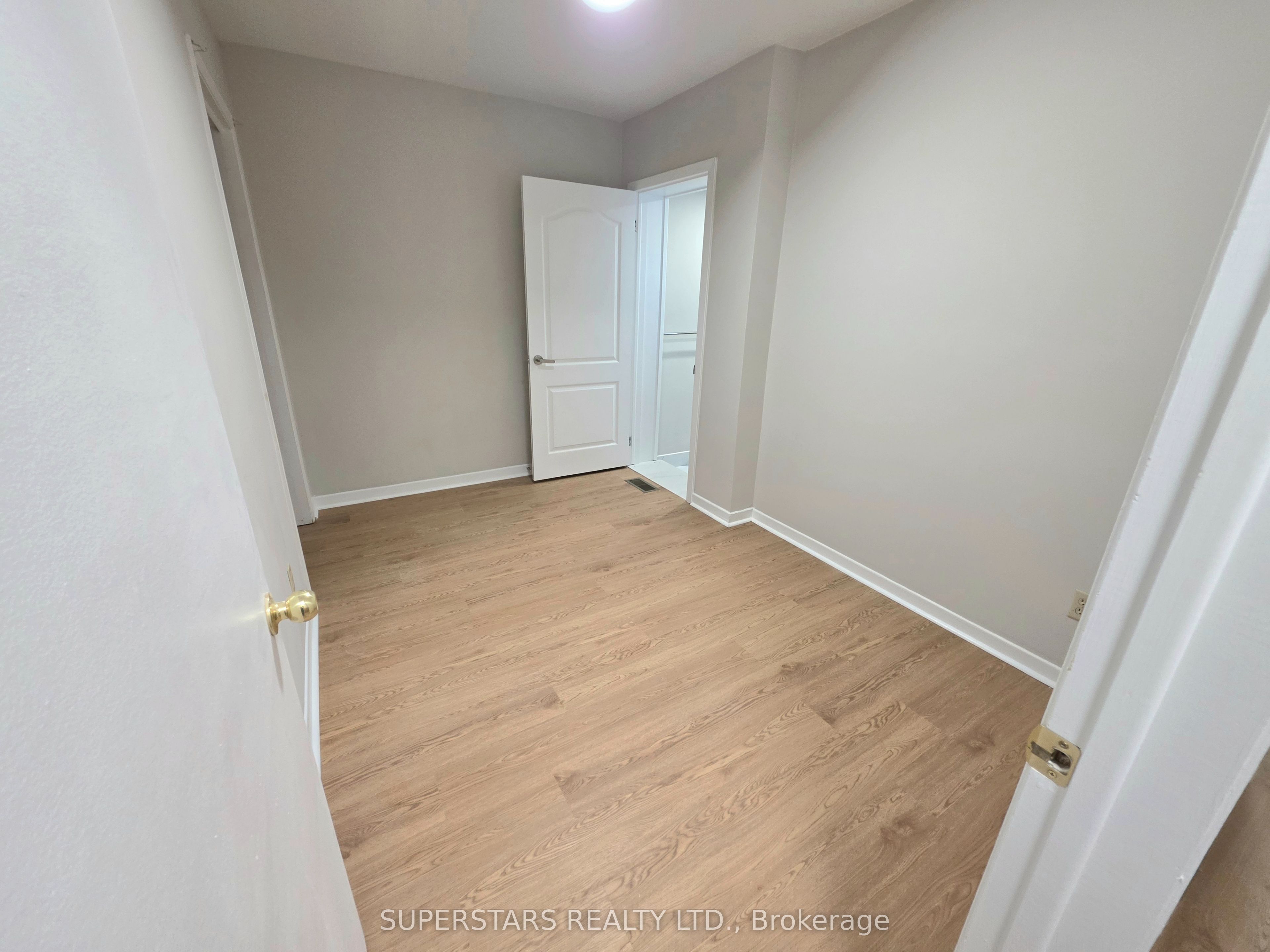 158a Strachan Avenue Property Photo 17