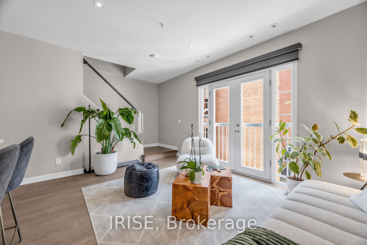 539 Jarvis Street Ph8 Property Photo 10
