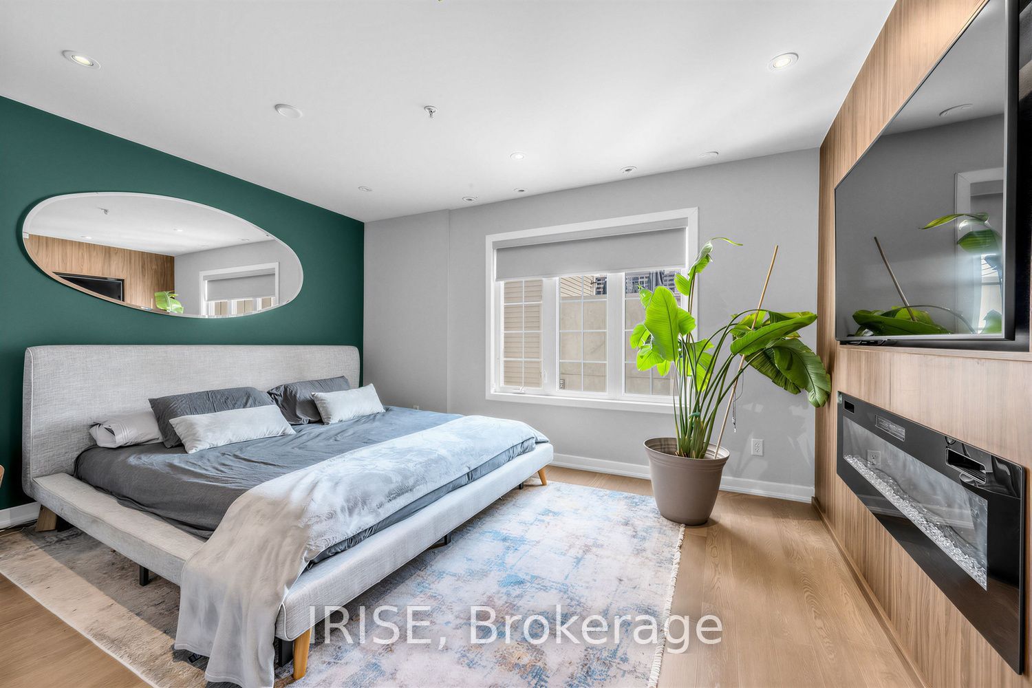 539 Jarvis Street Ph8 Property Photo 13
