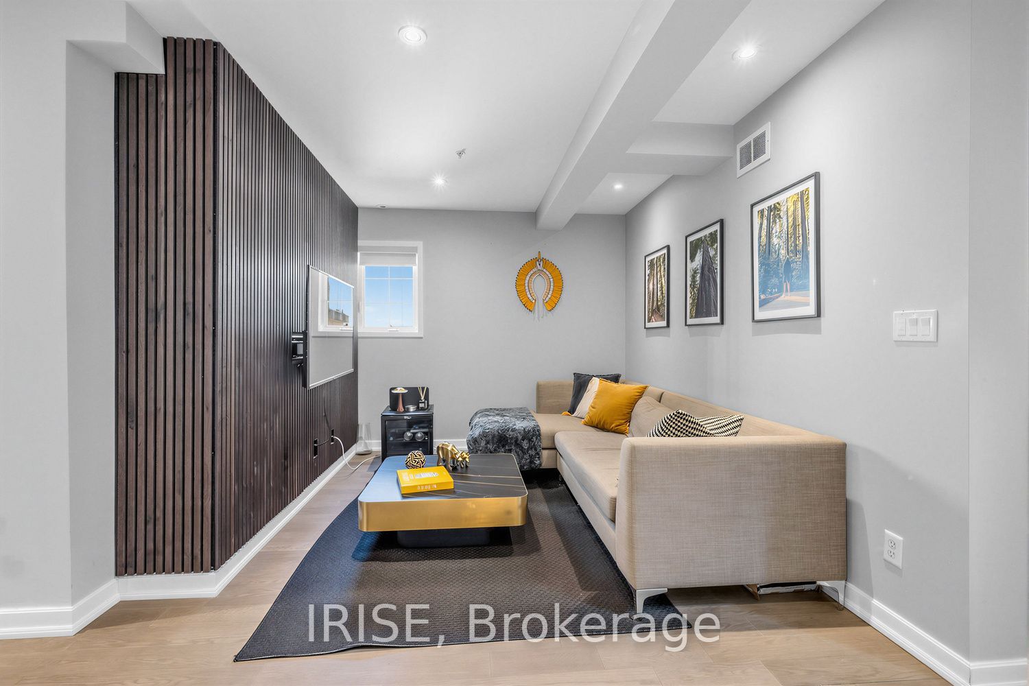 539 Jarvis Street Ph8 Property Photo 19
