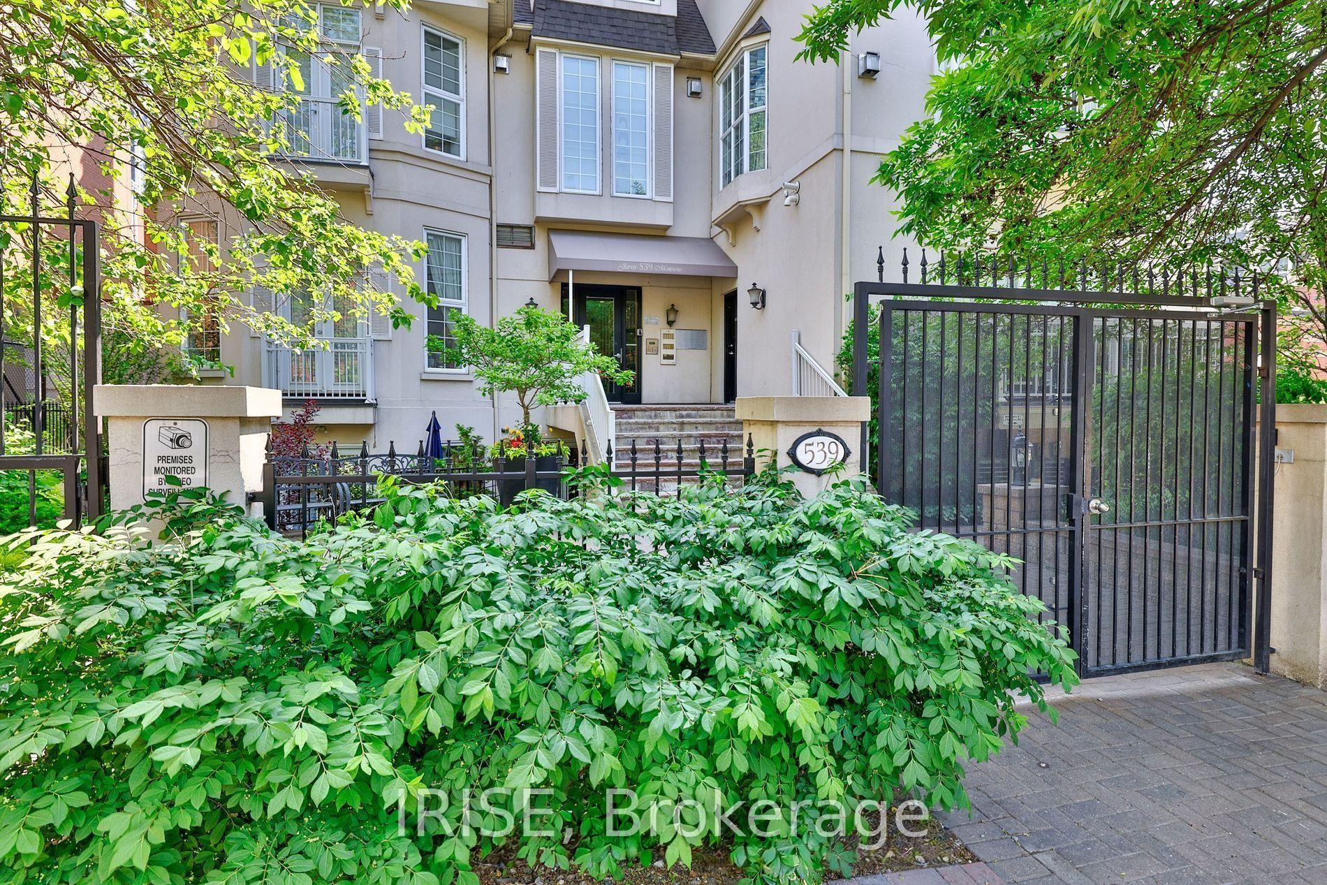 539 Jarvis Street Ph8 Property Photo 30