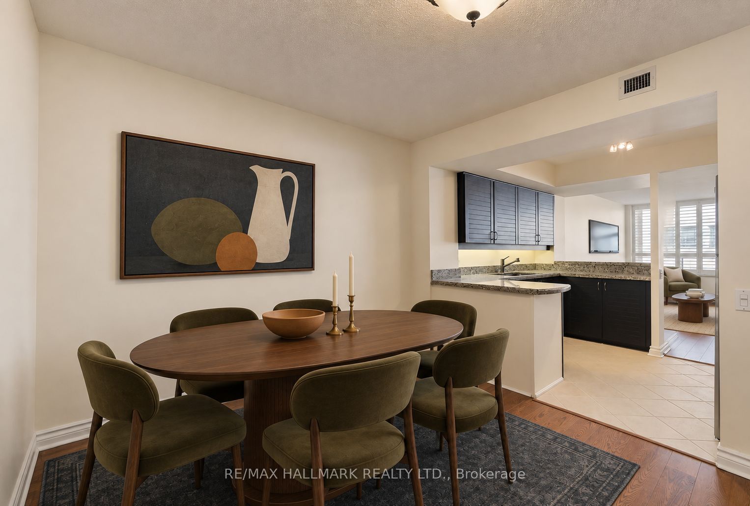 1177 Yonge Street 403 Property Photo 8