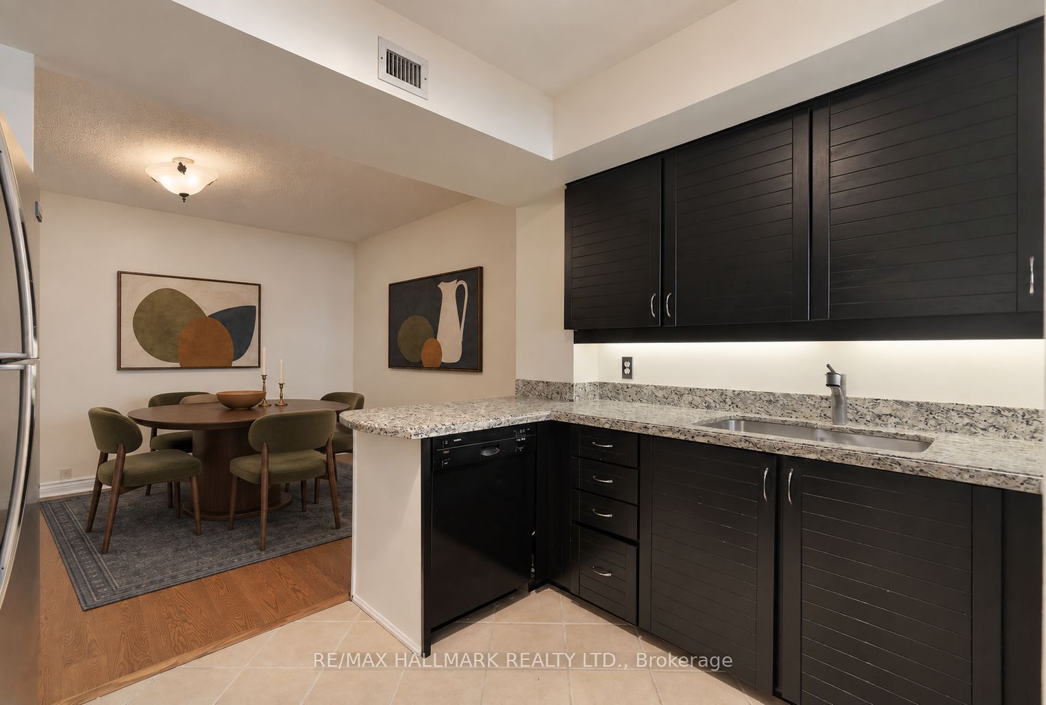 1177 Yonge Street 403 Property Photo 9