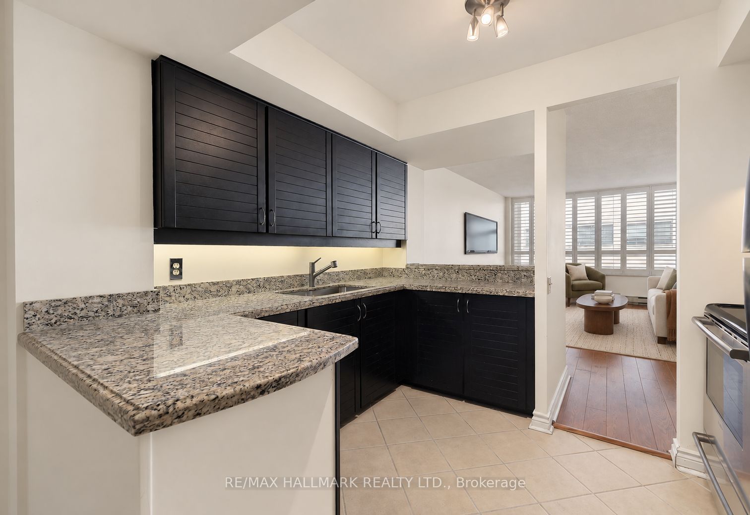 1177 Yonge Street 403 Property Photo 10