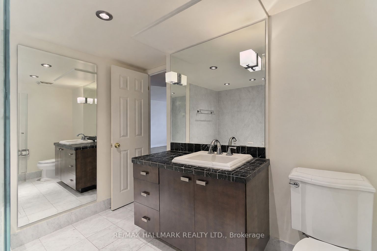1177 Yonge Street 403 Property Photo 18