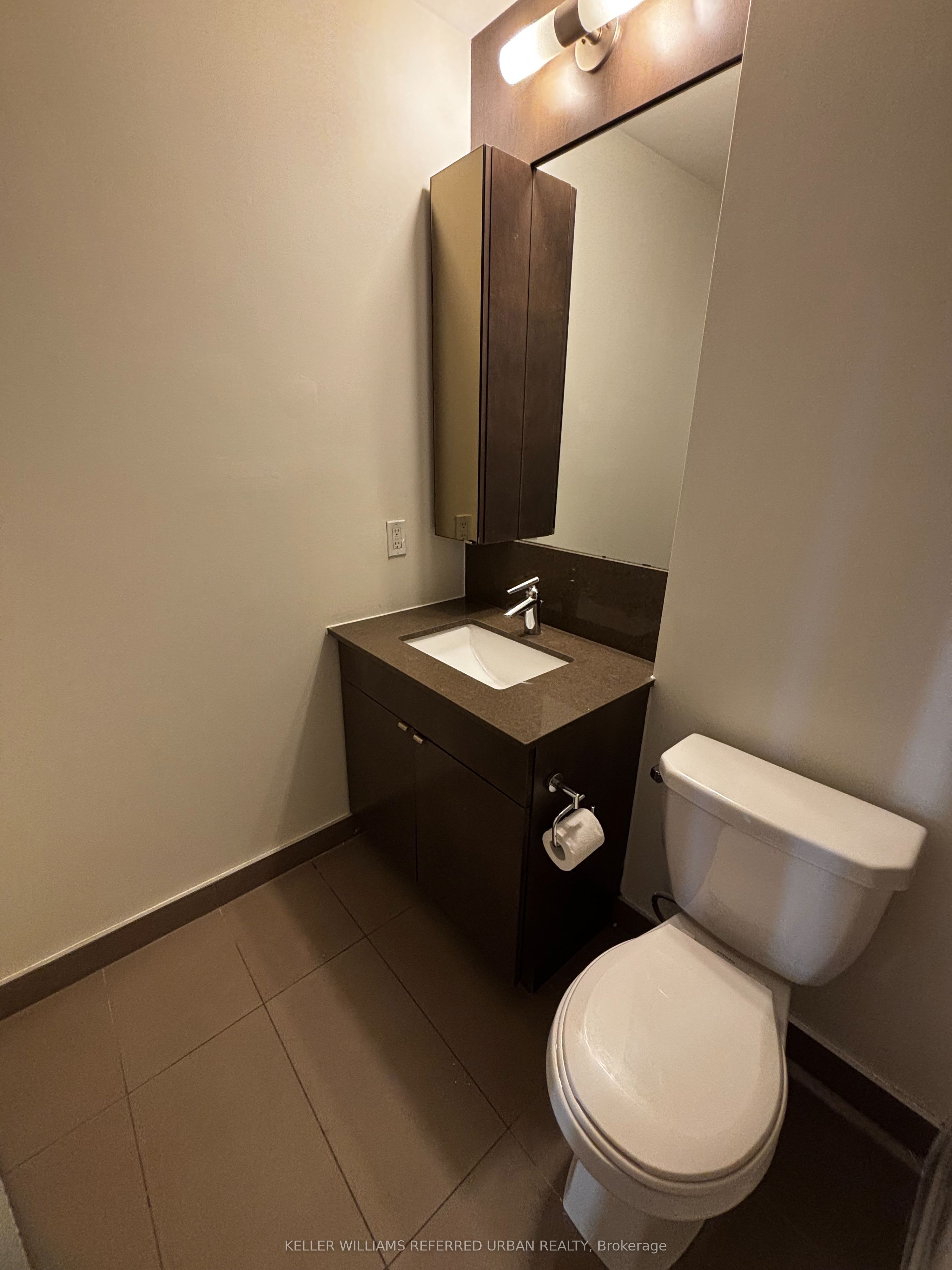 98 Lillian Street 415 Property Photo 6