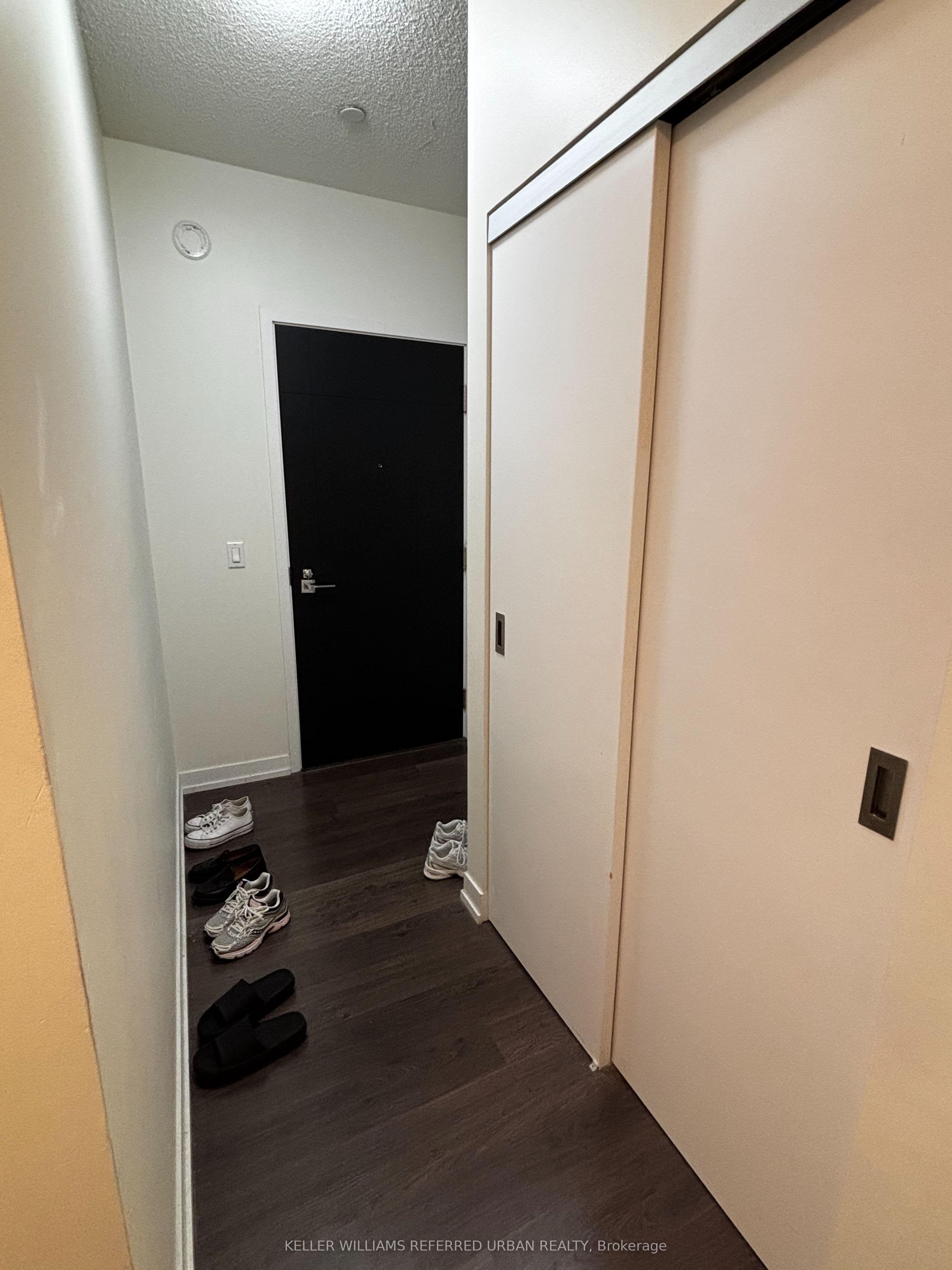 98 Lillian Street 415 Property Photo 11