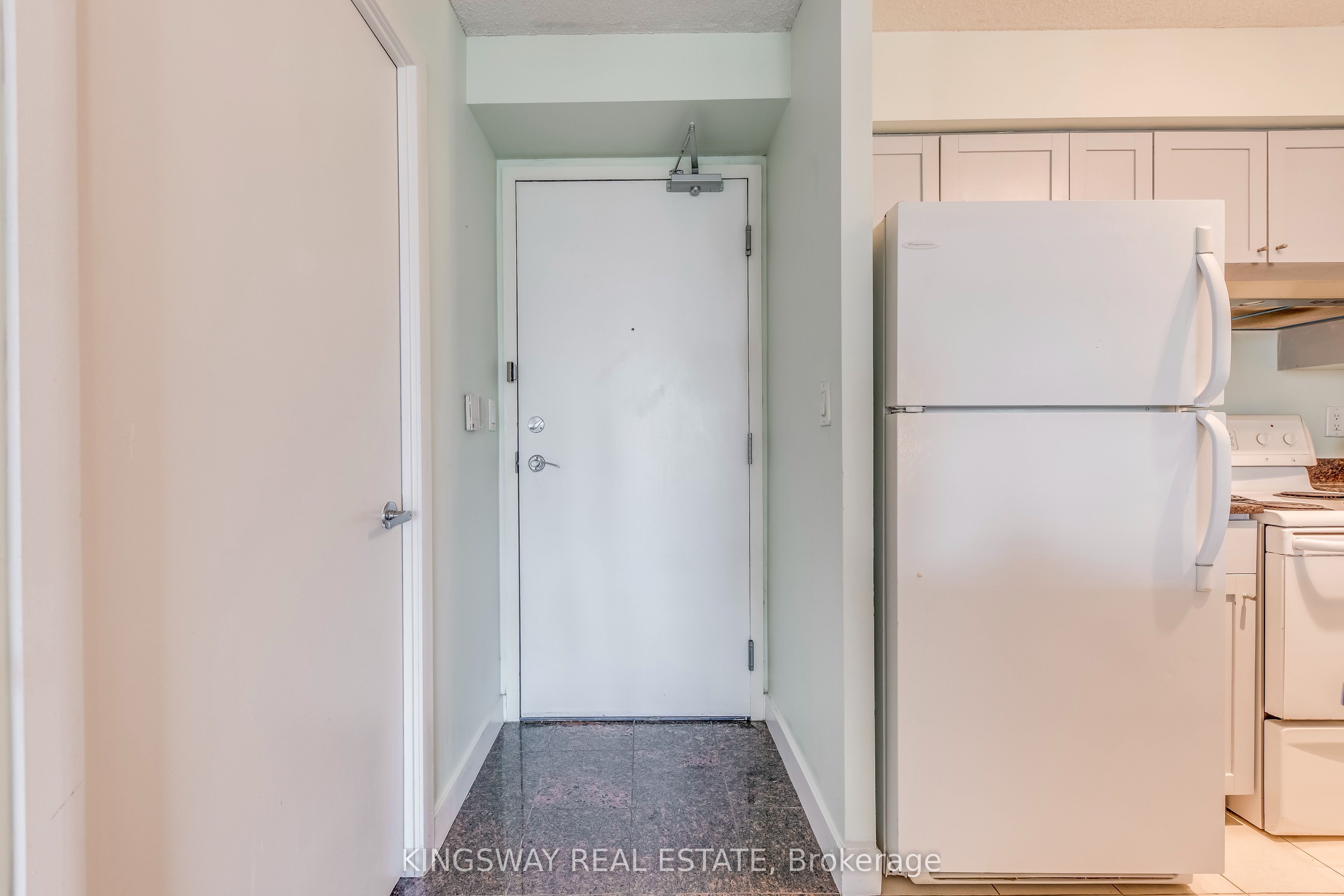 81 Navy Wharf Court 3511 Property Photo 6