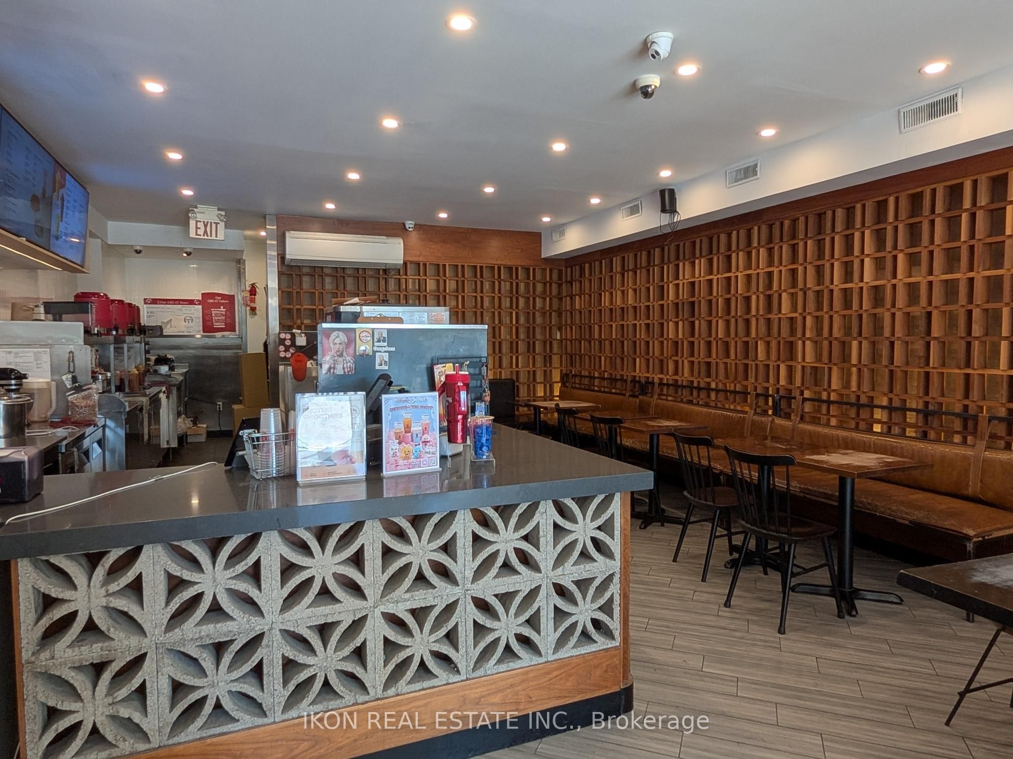 5449 Yonge Street Property Photo 4