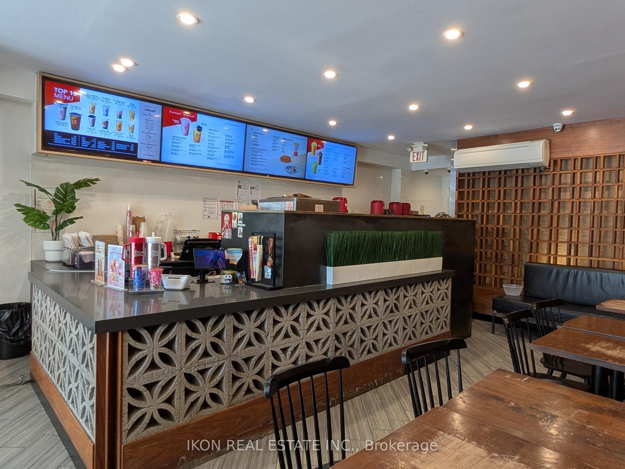 5449 Yonge Street Property Photo 5