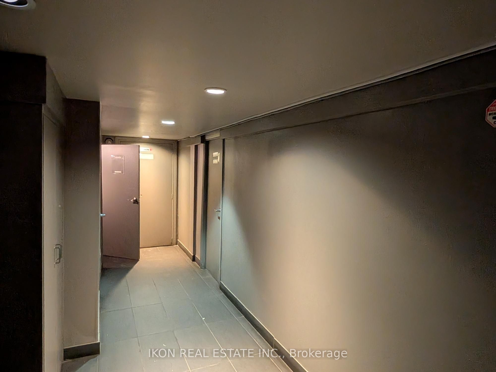 5449 Yonge Street Property Photo 9