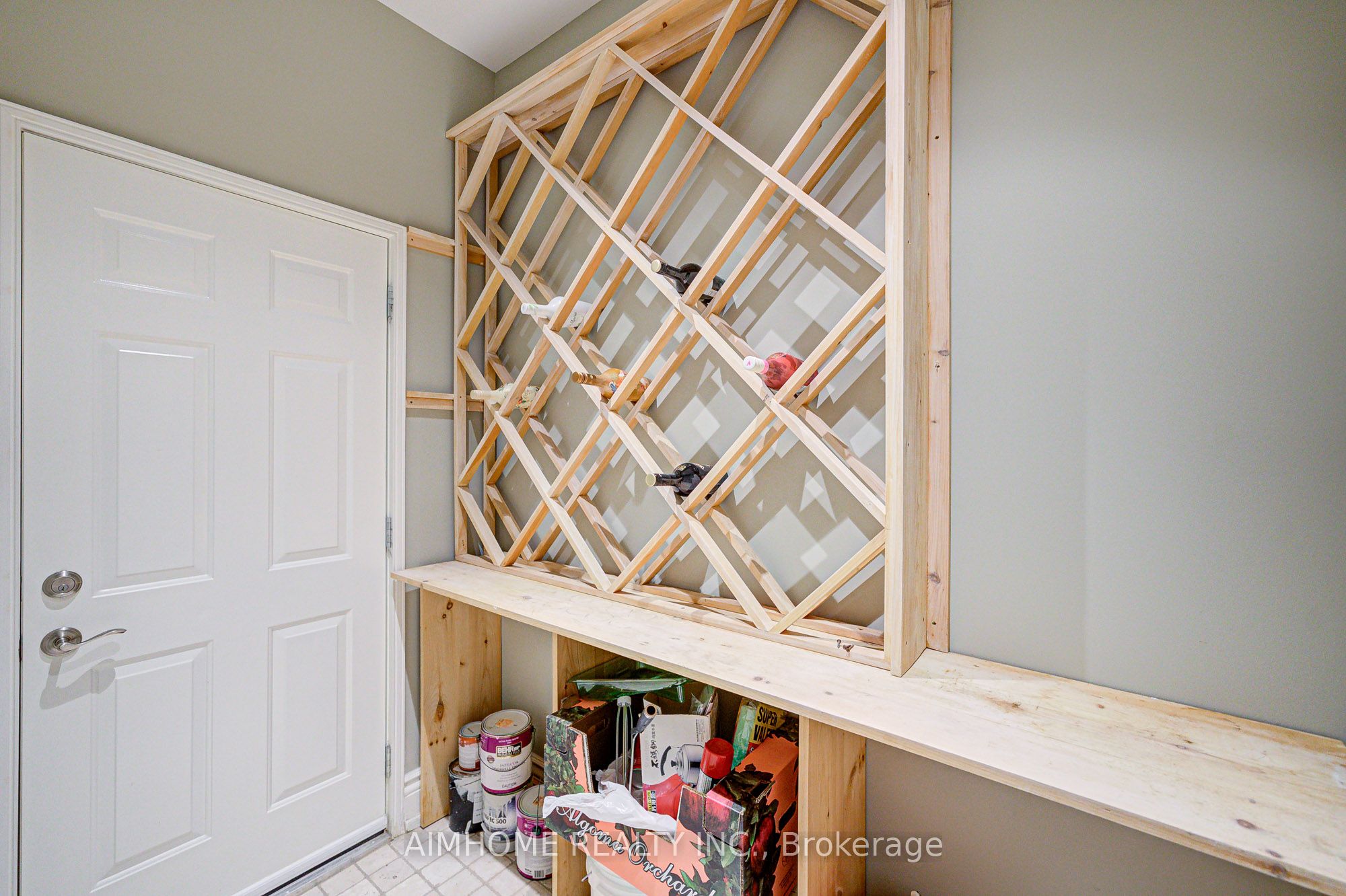 208 Florance Avenue Property Photo 24